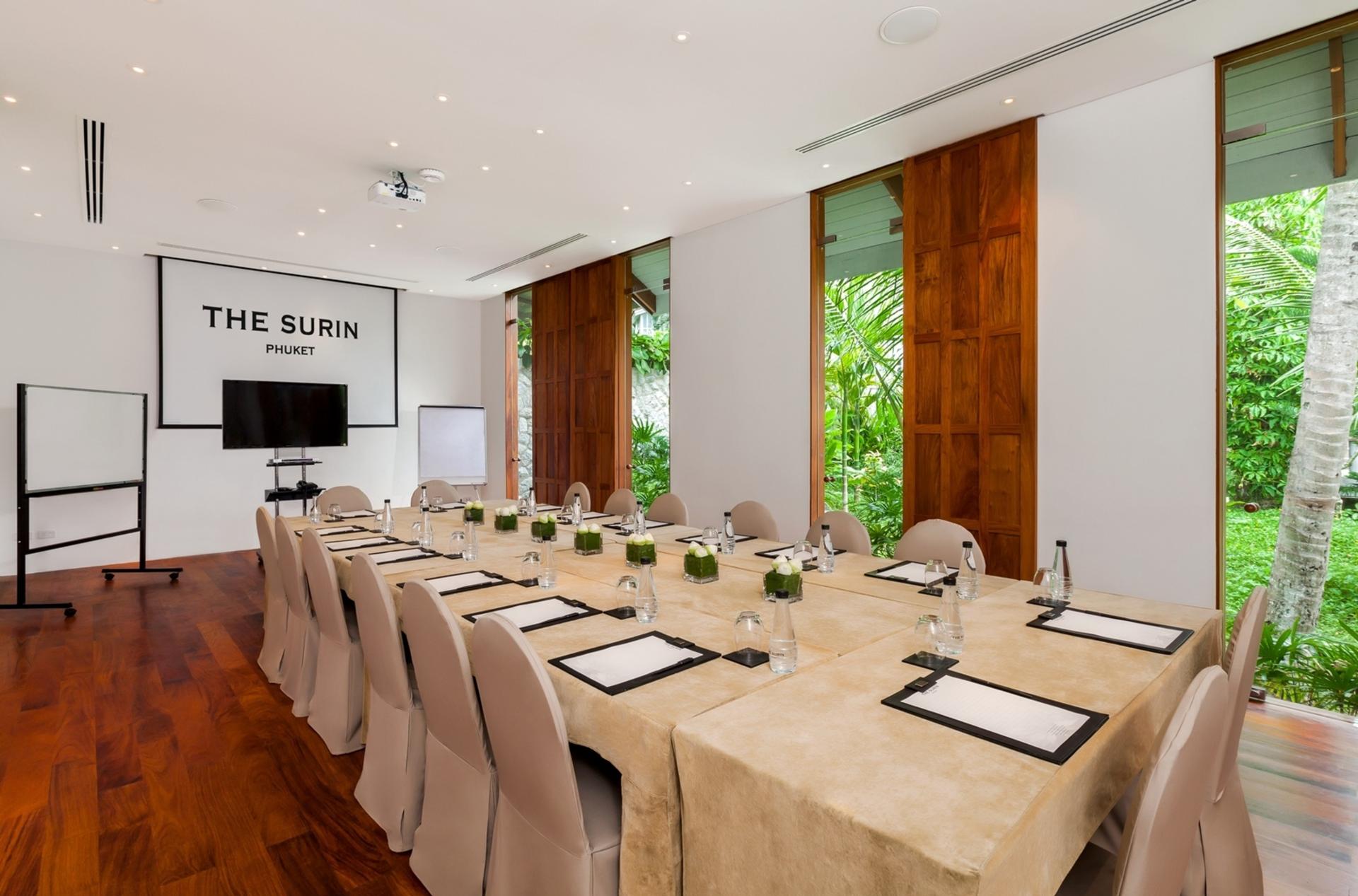 The Pansea Room
