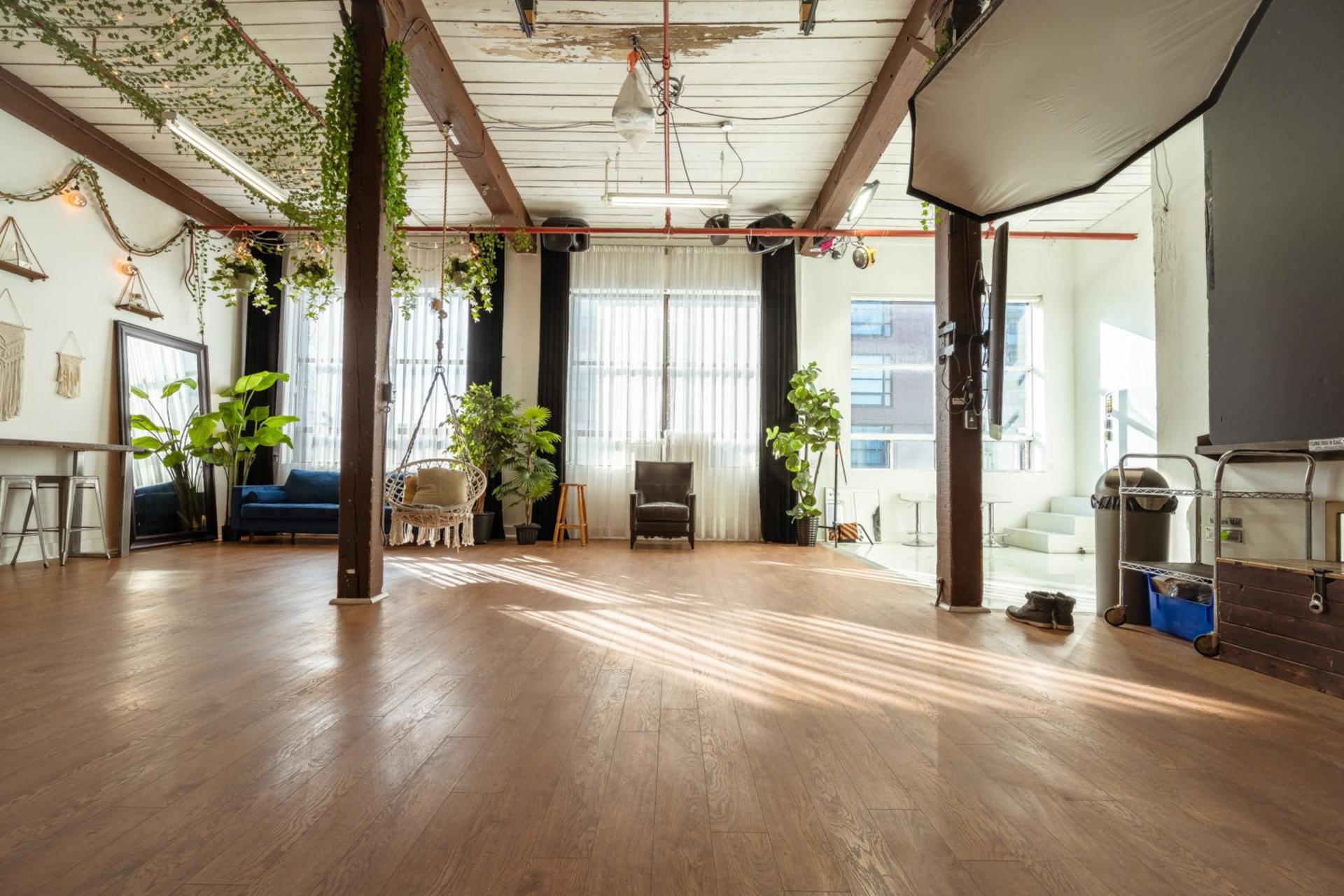 Full Buyout of THAT Toronto Studio