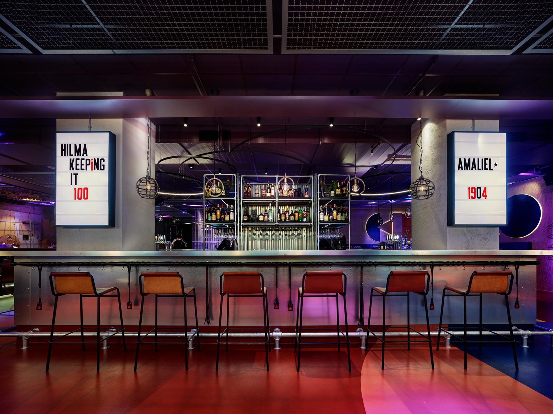 Hilma Bar