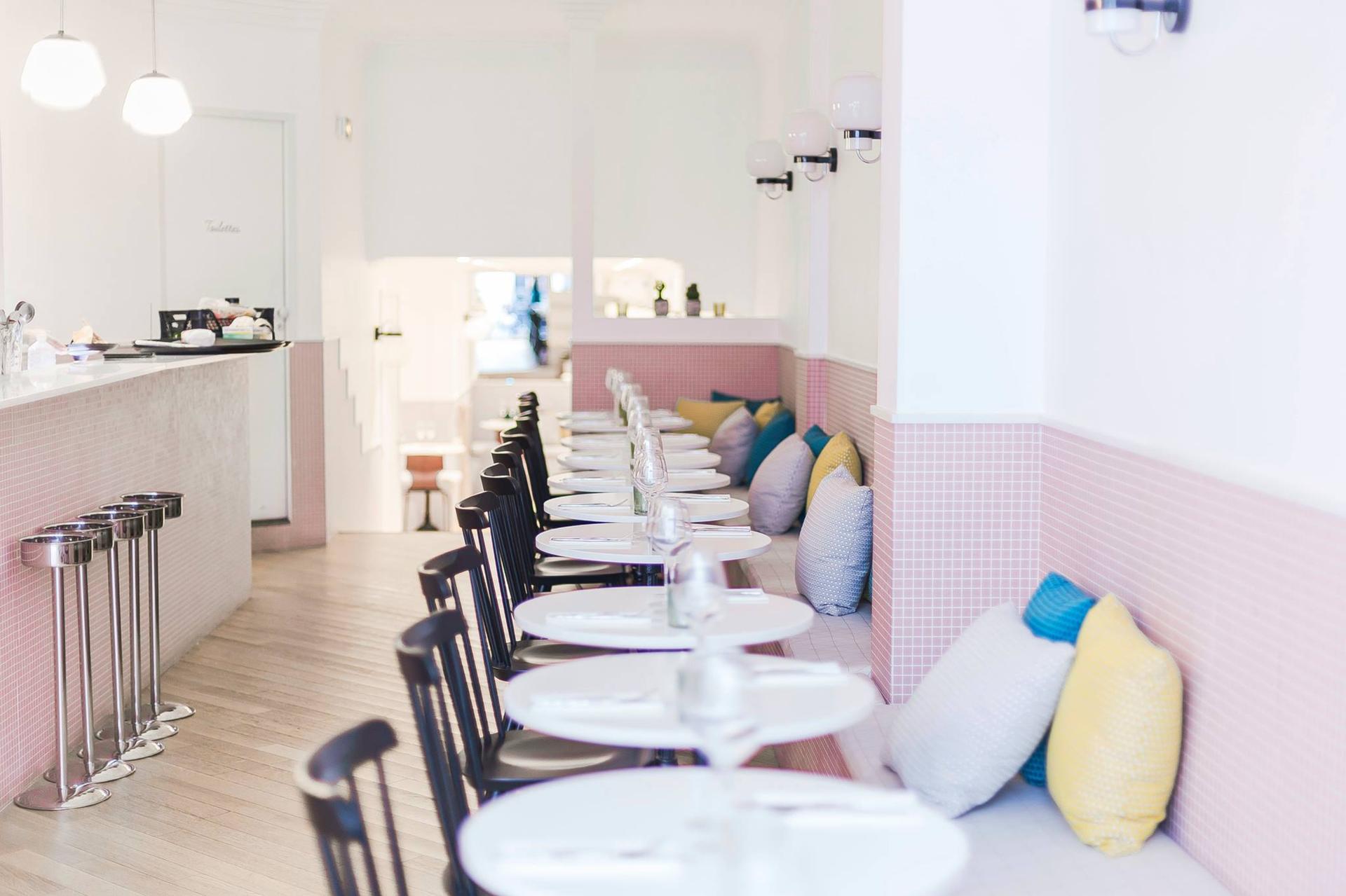 Full Buyout of Les Françaises
