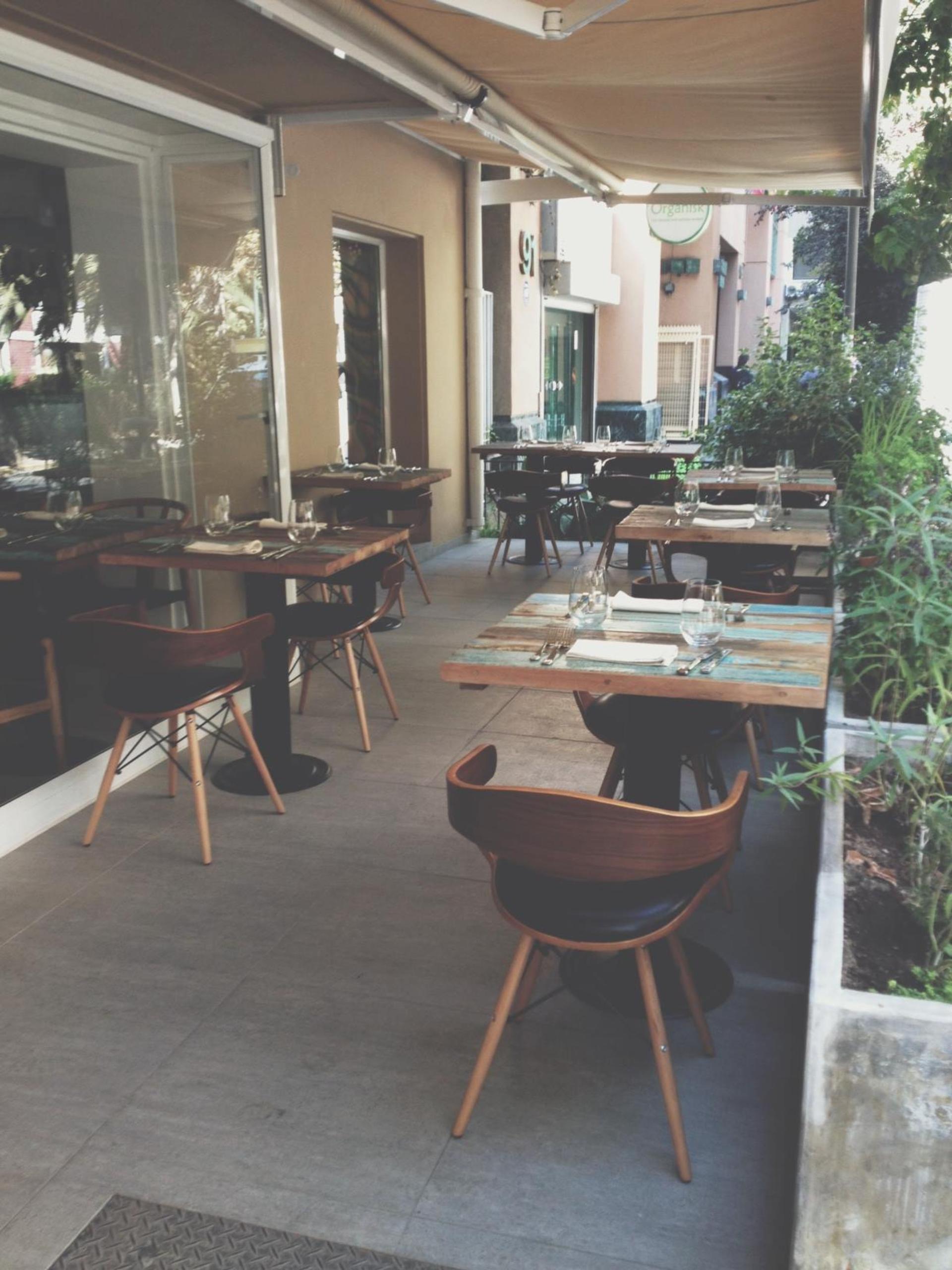 Full Buyout of 99 Restaurante