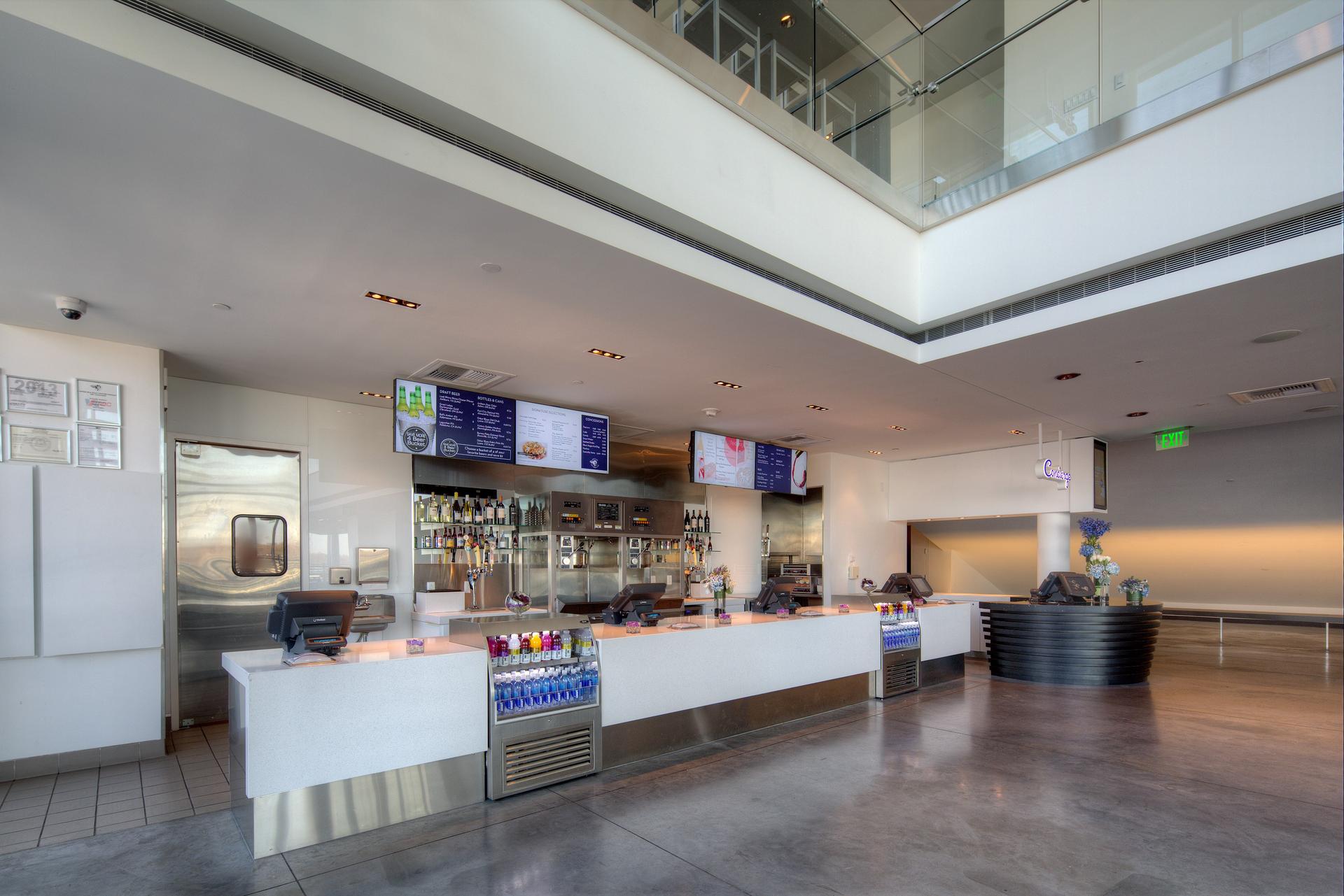 Café and First Floor Lobby
