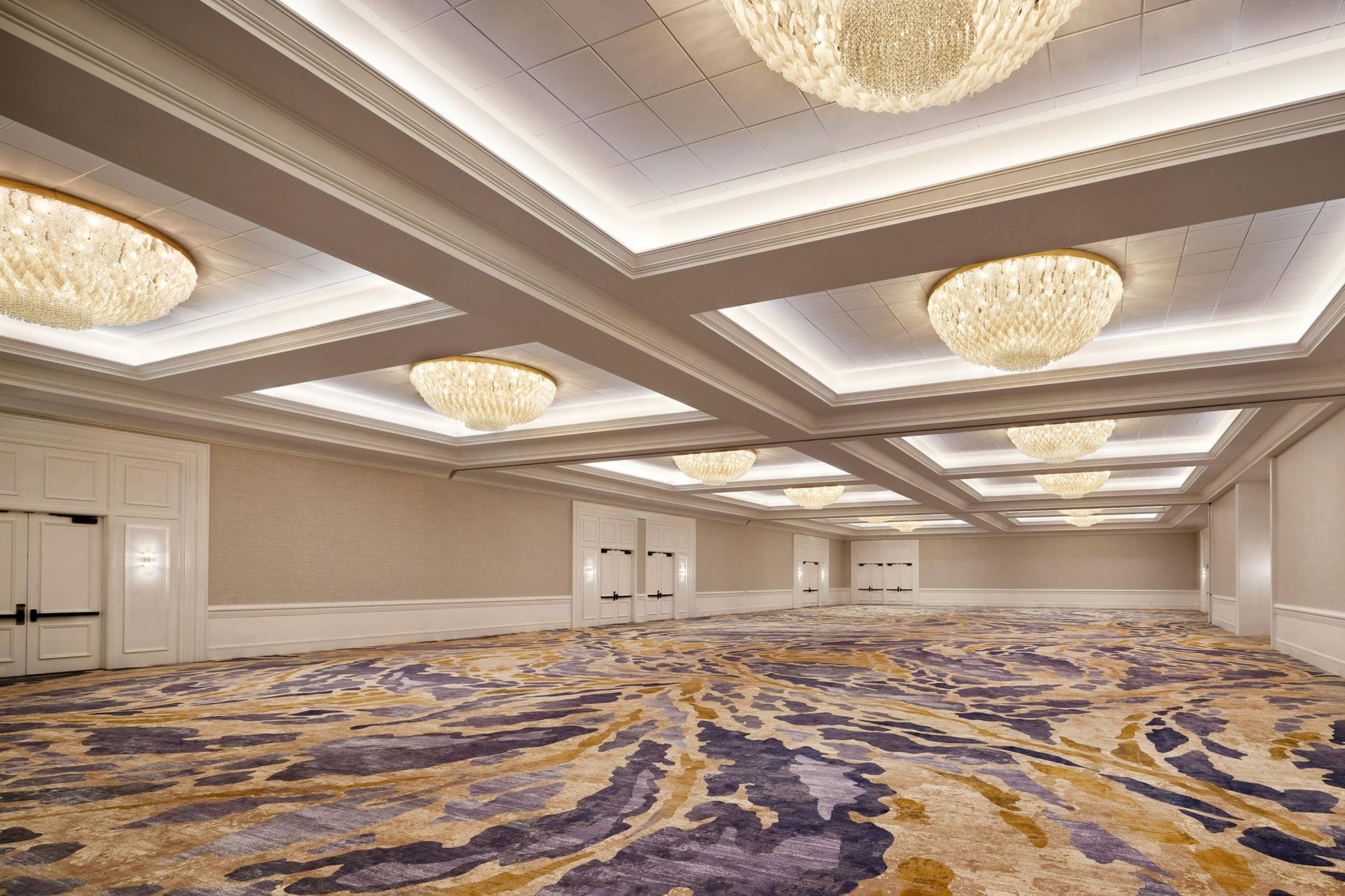 Silver Pearl Ballroom
