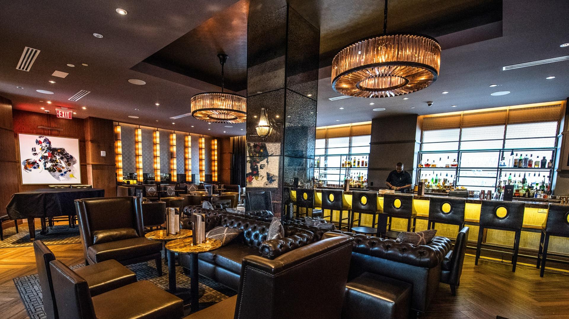 Public Belt Bar
