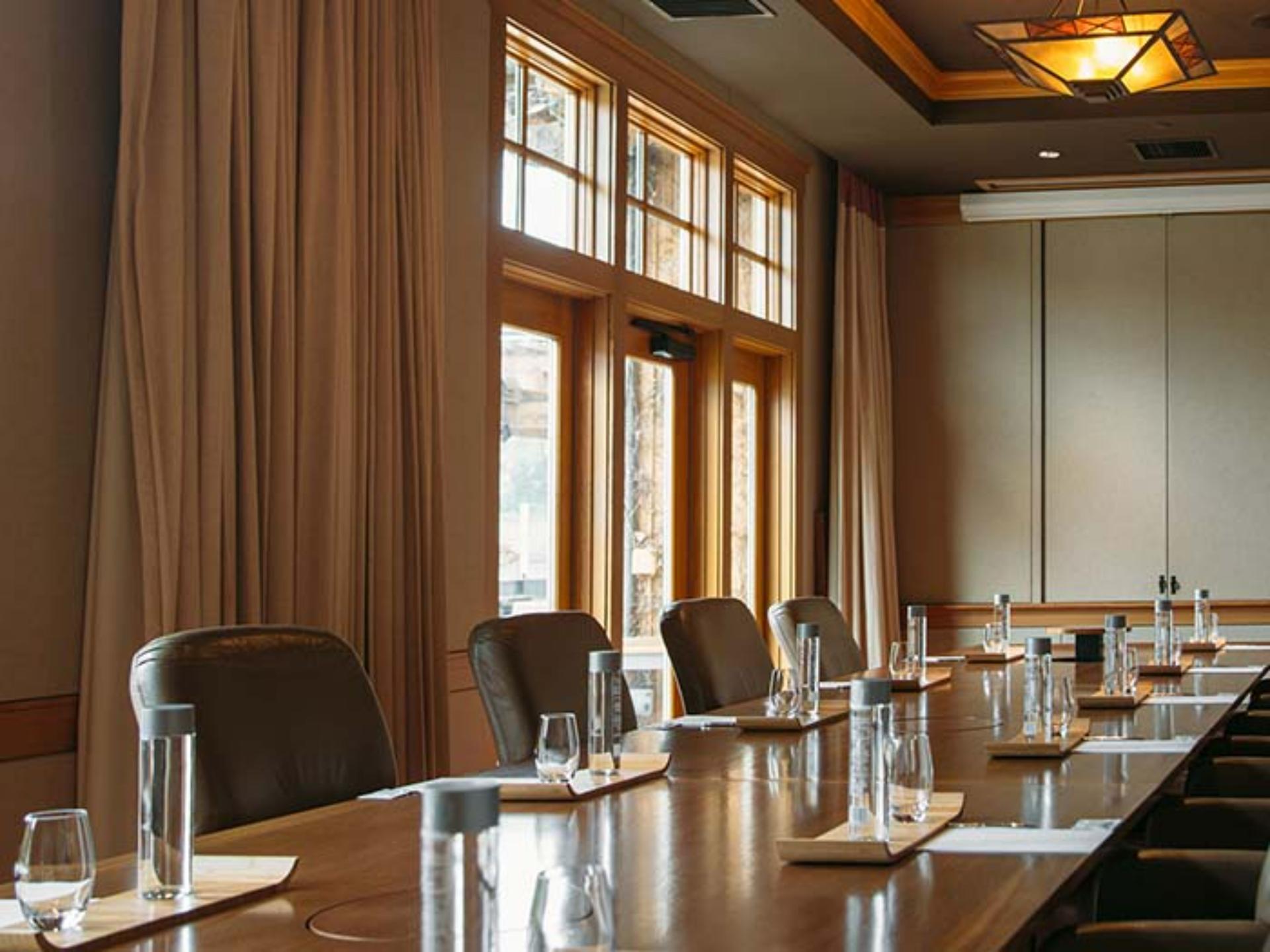 Oak Room
