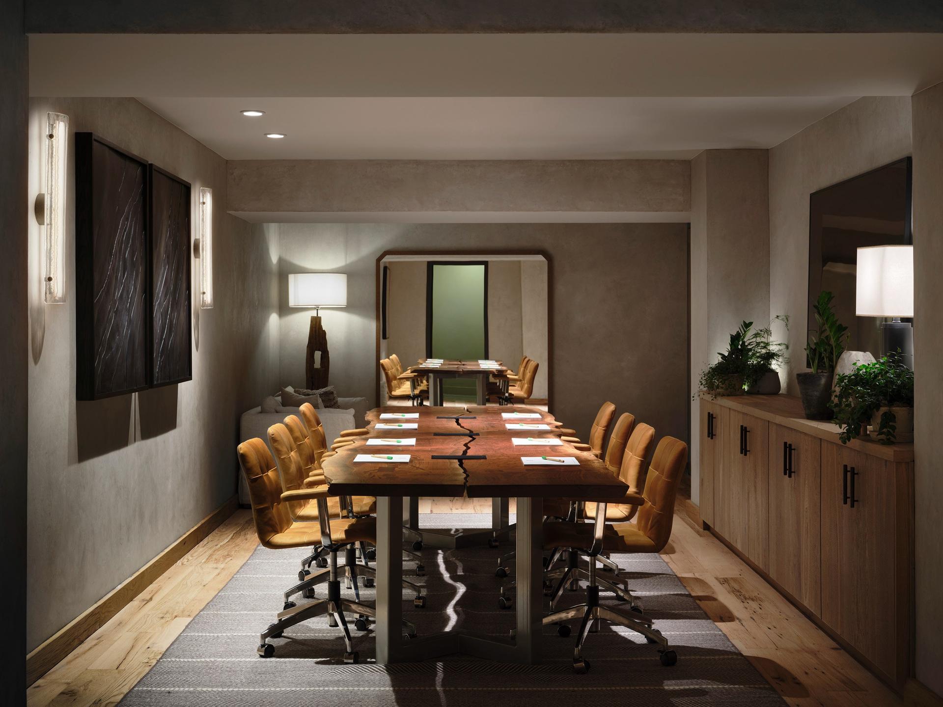 Acacia Boardroom