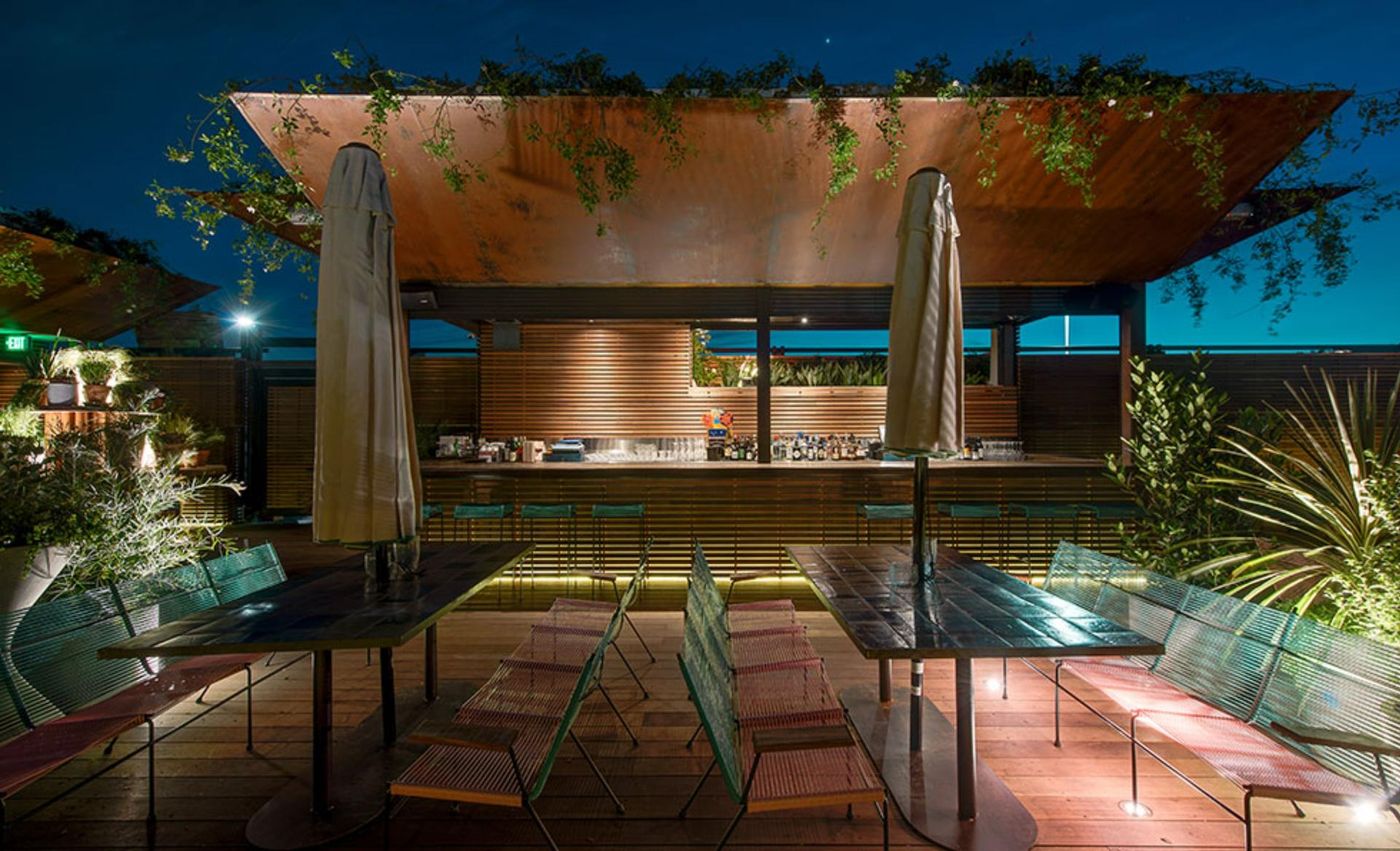 L.P. Rooftop - Main Bar