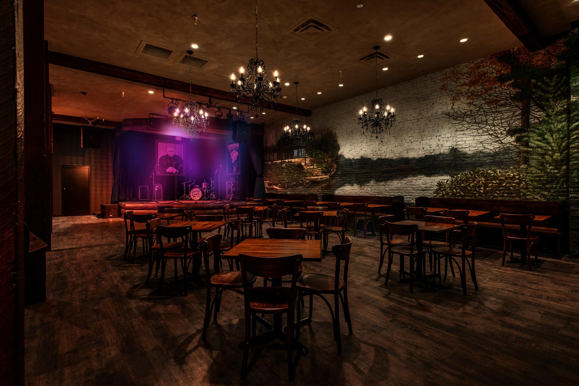 One21 at Johnny Cash's Bar & BBQ