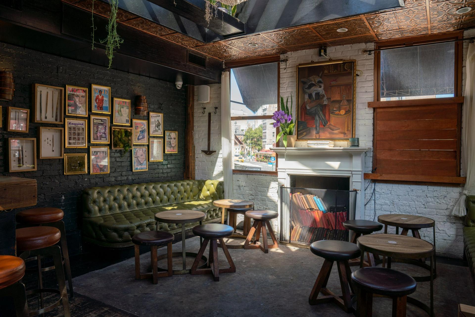 Fireplace Lounge