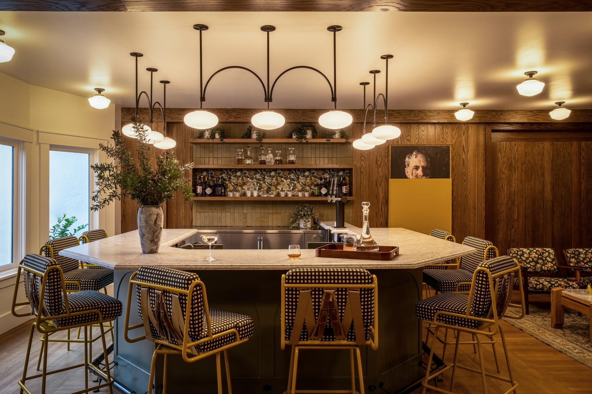 The Living Room Bar & Lounge