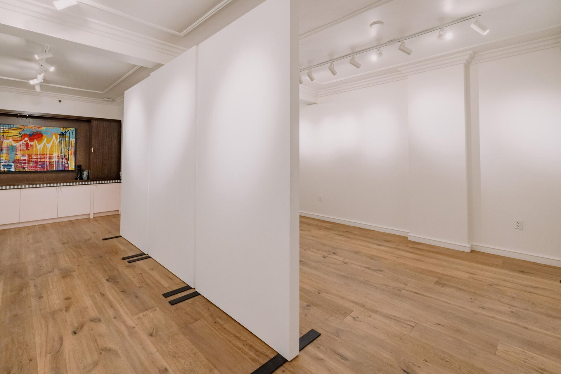Gallery 33