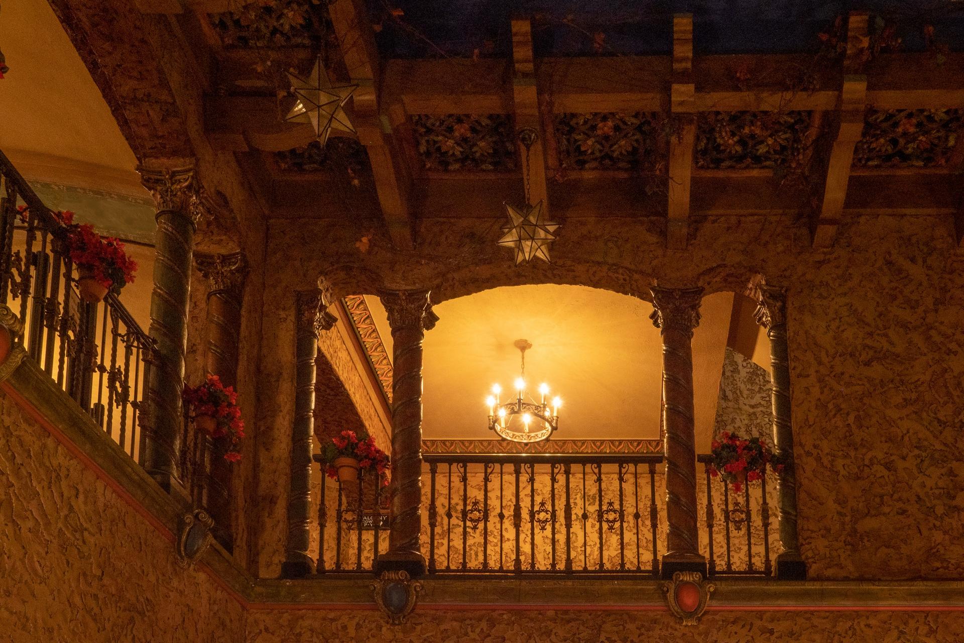 Mezzanine Lobby