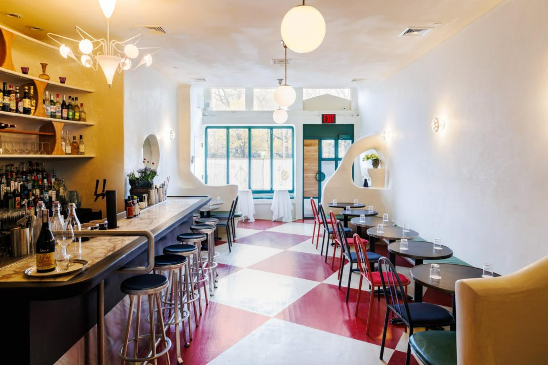 Cocktail Lounge