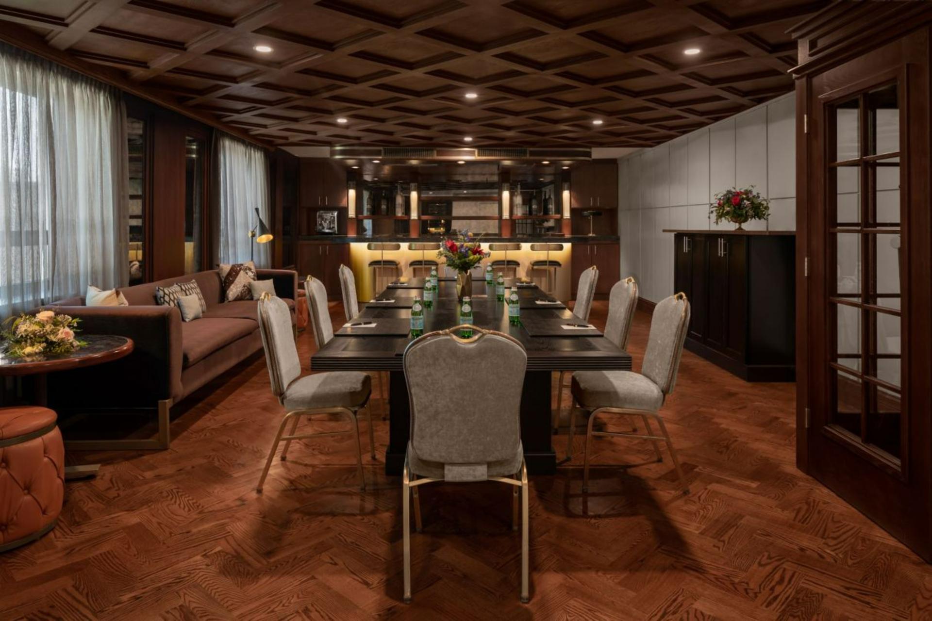 Sinatra Room