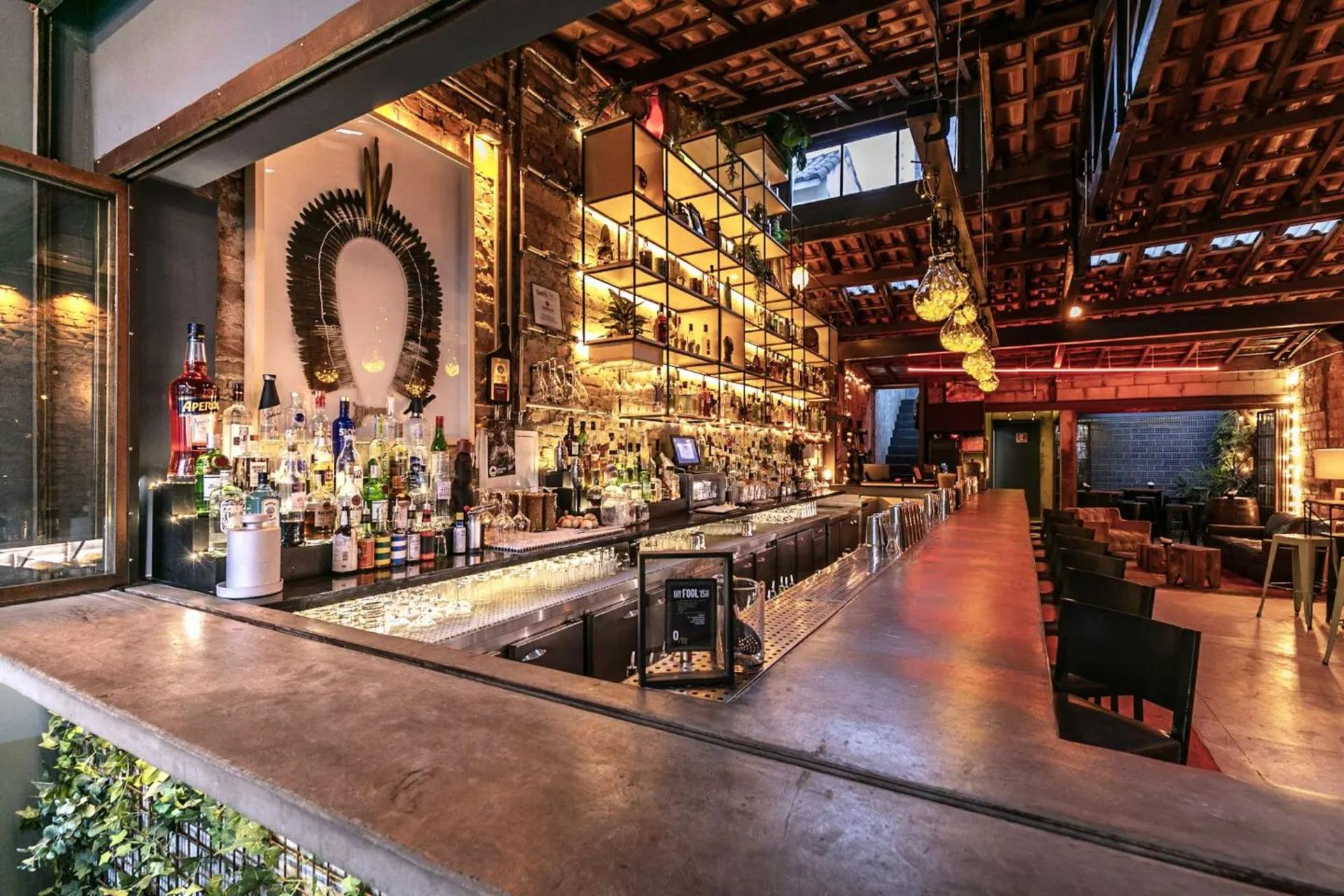Full Buyout of Guilhotina Bar