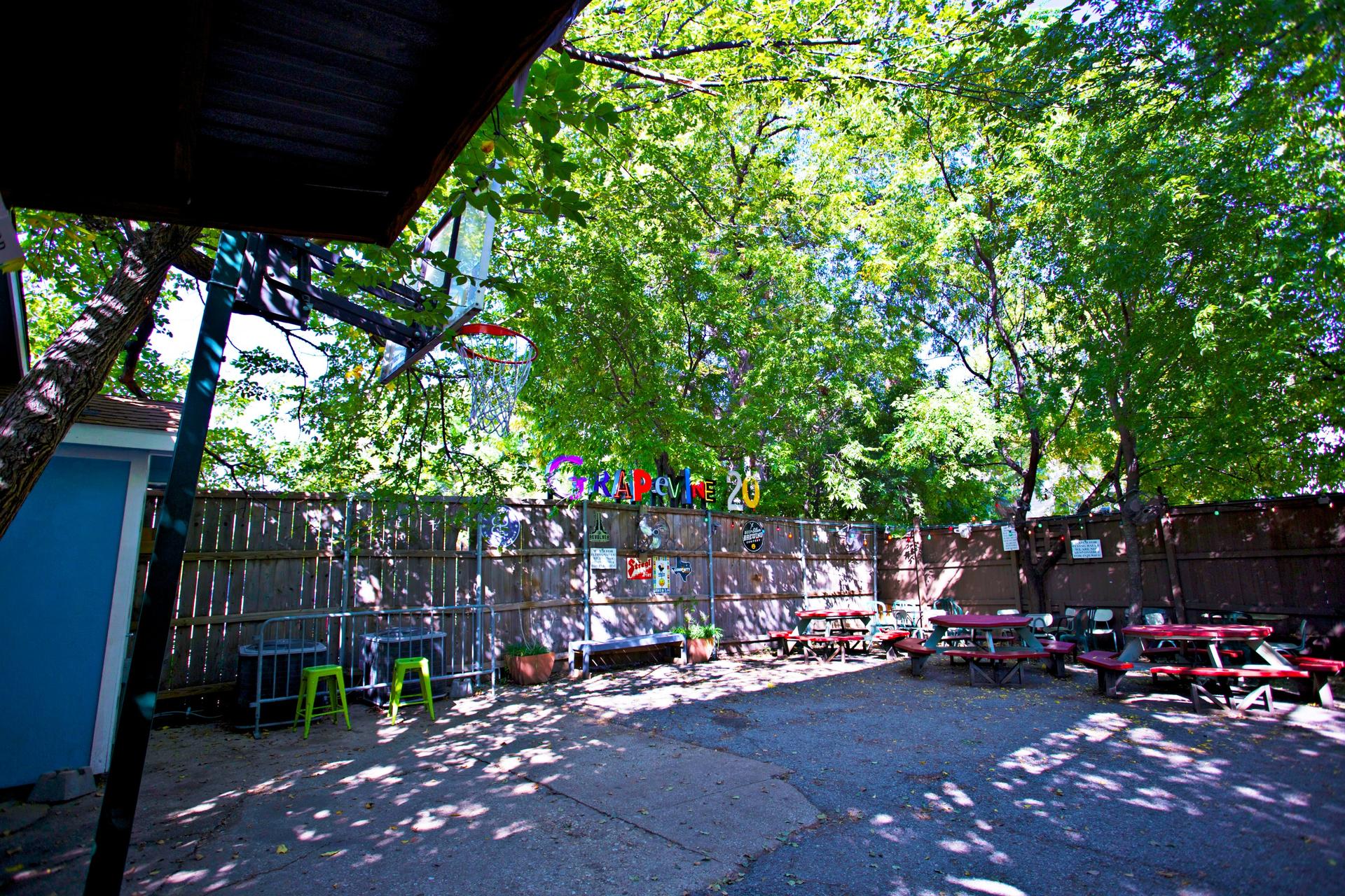 Full Buyout of The Grapevine Bar
