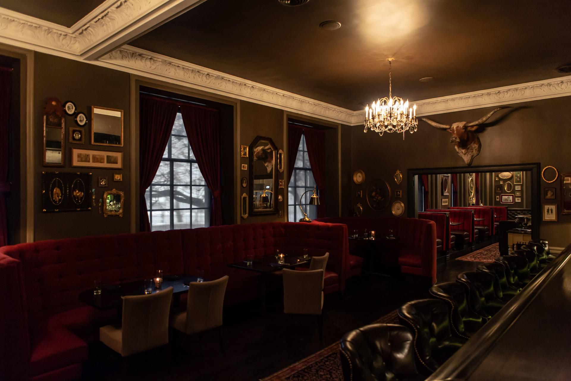 Steakhouse Bar Booths
