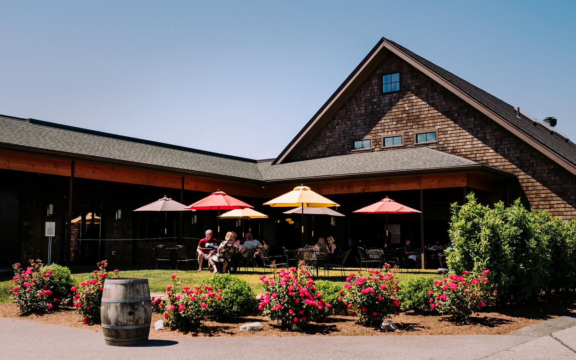 The Tank Room & Vineyard Patio
