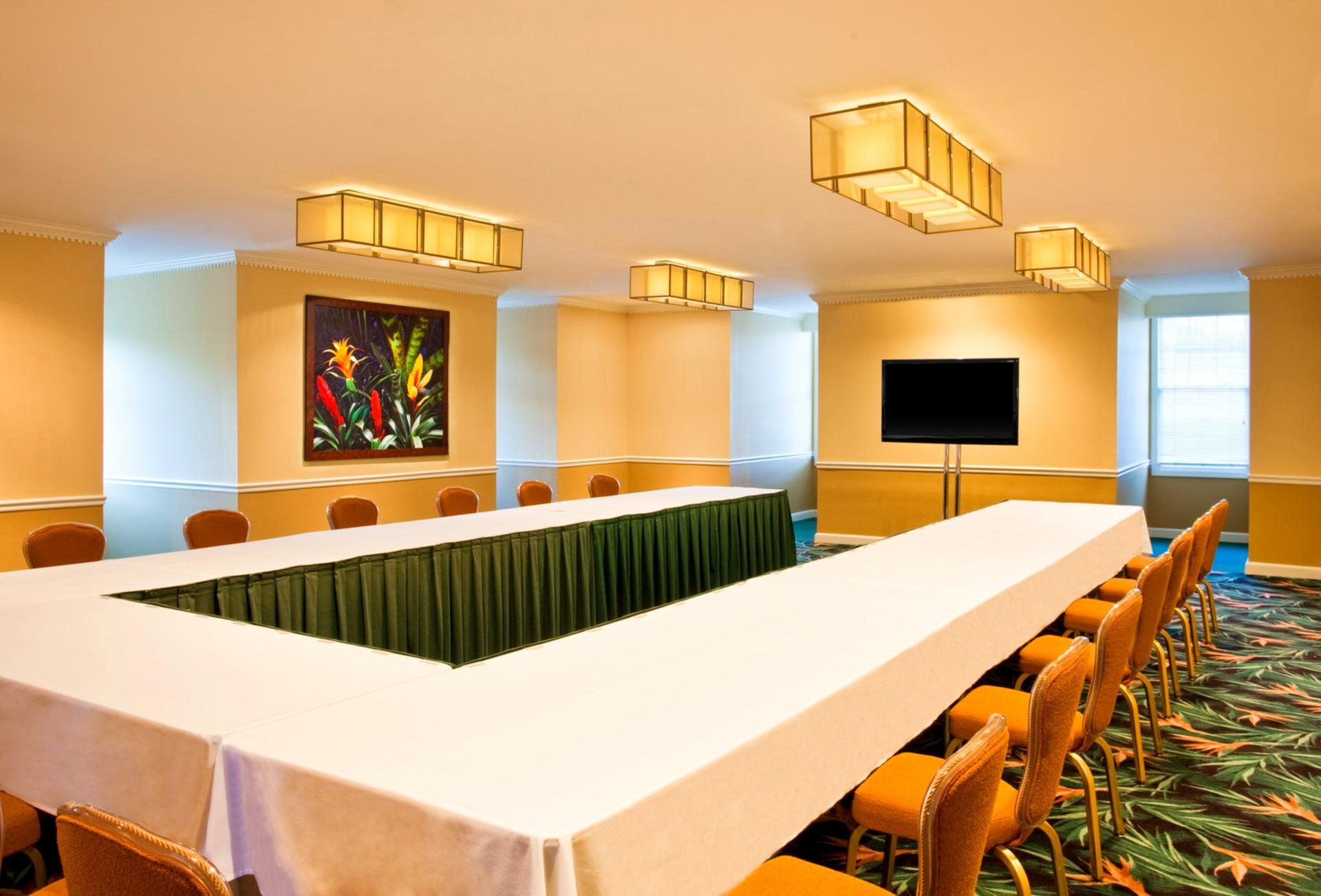 Sunrise Boardroom