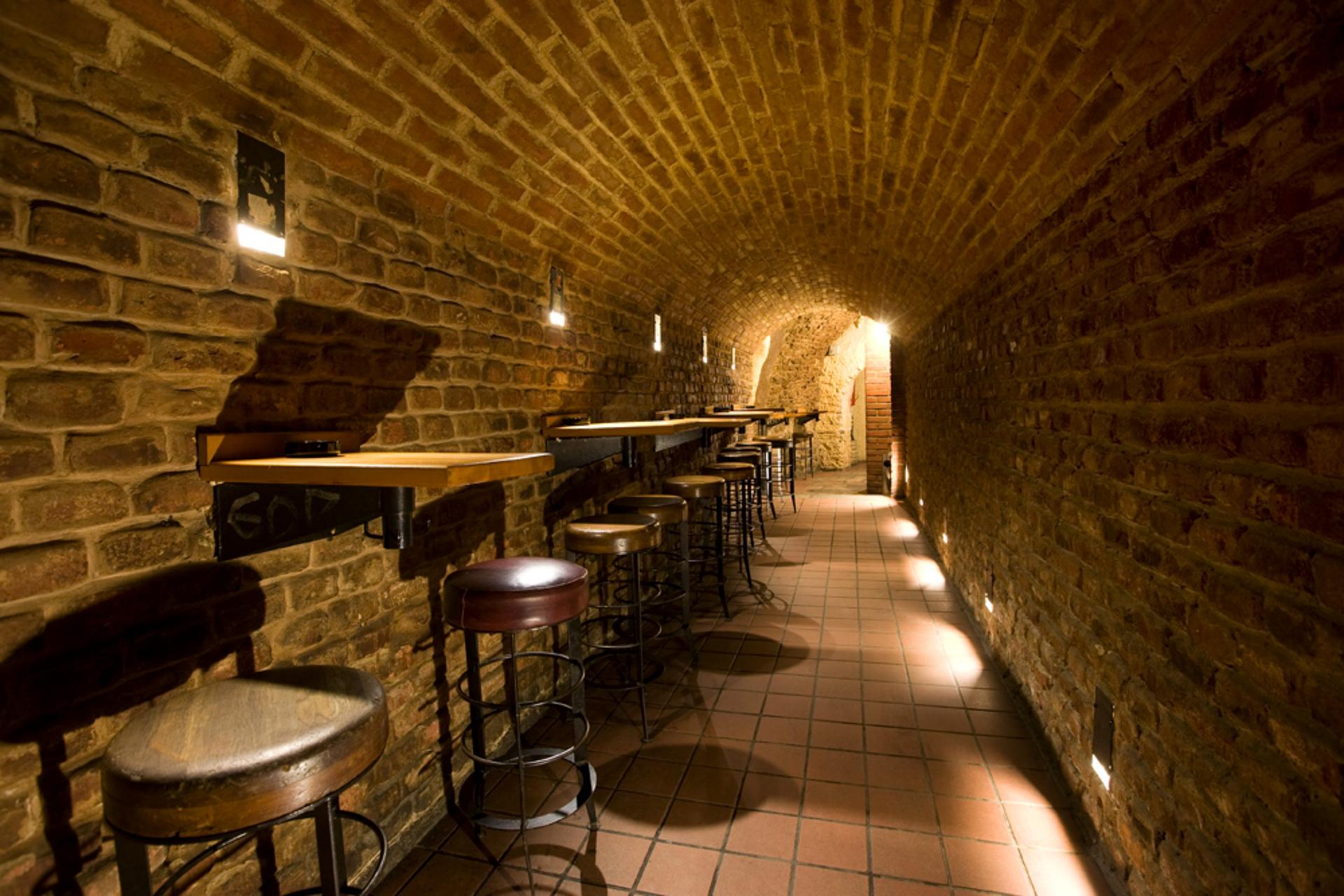 Piano Lounge