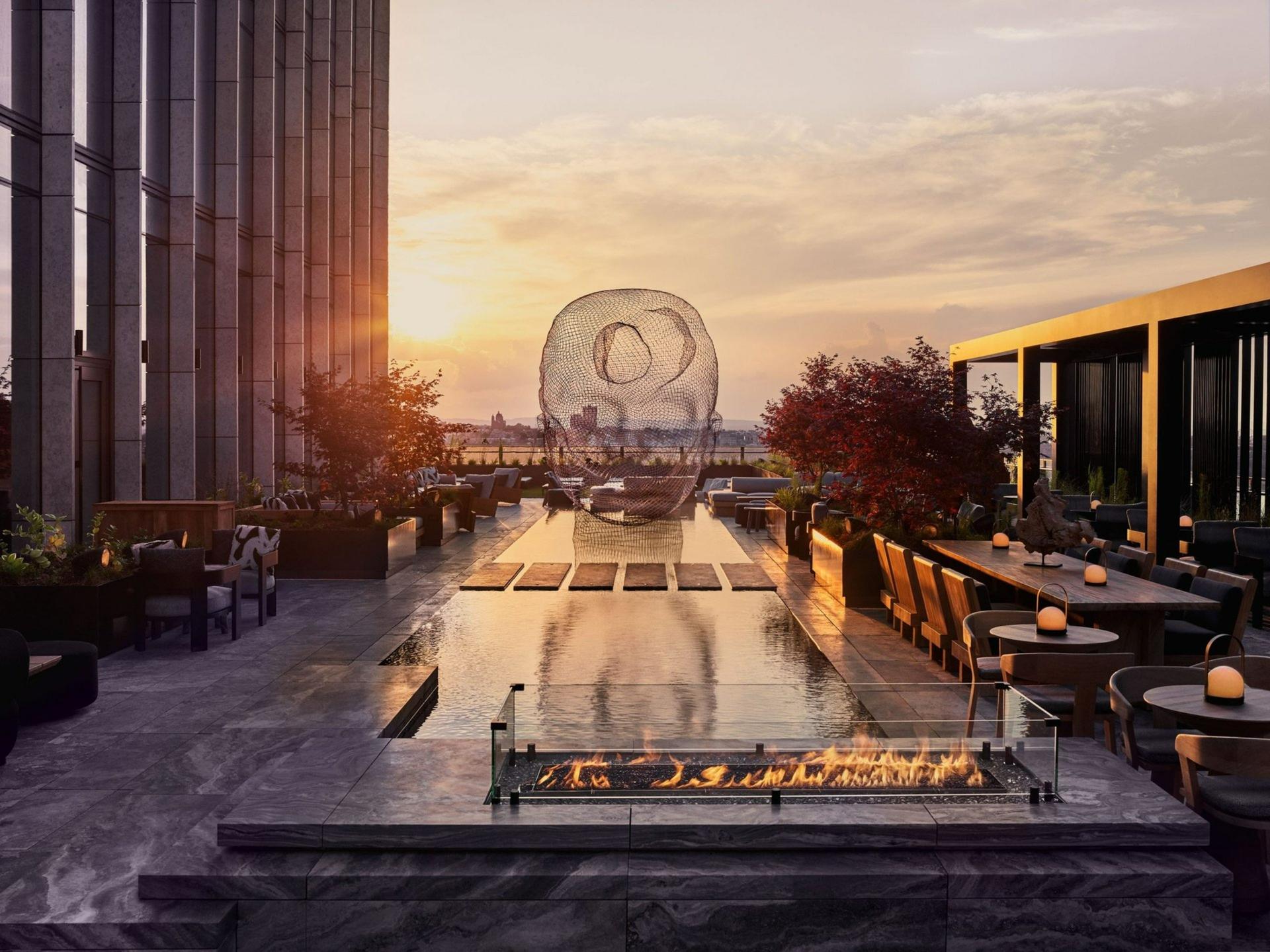 Terrace Bar