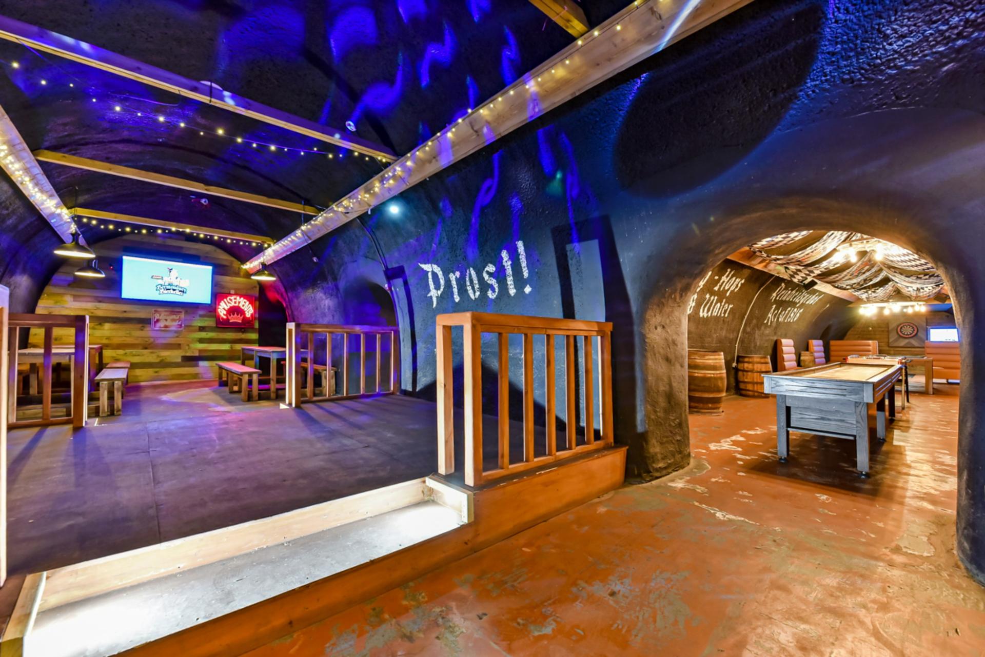 Bierkeller Gallery