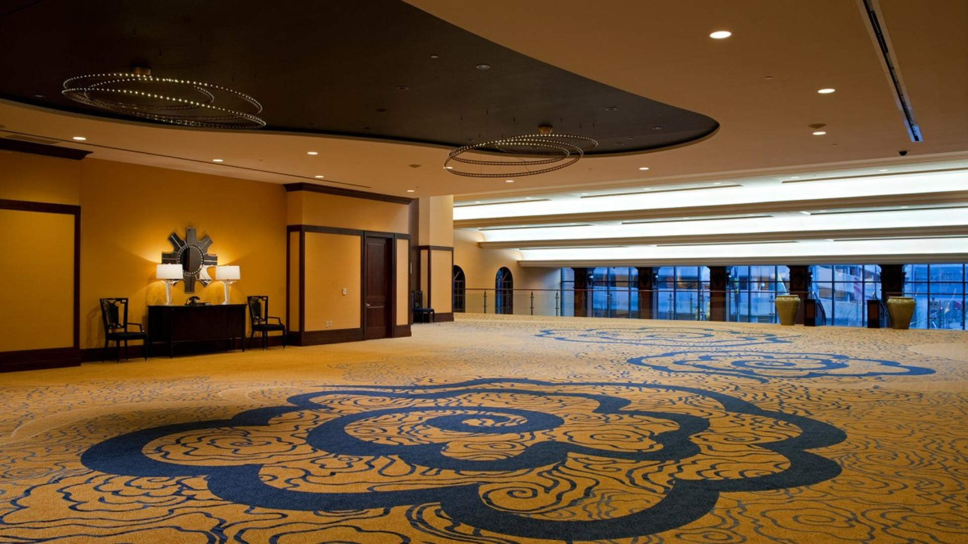 Center Concourse