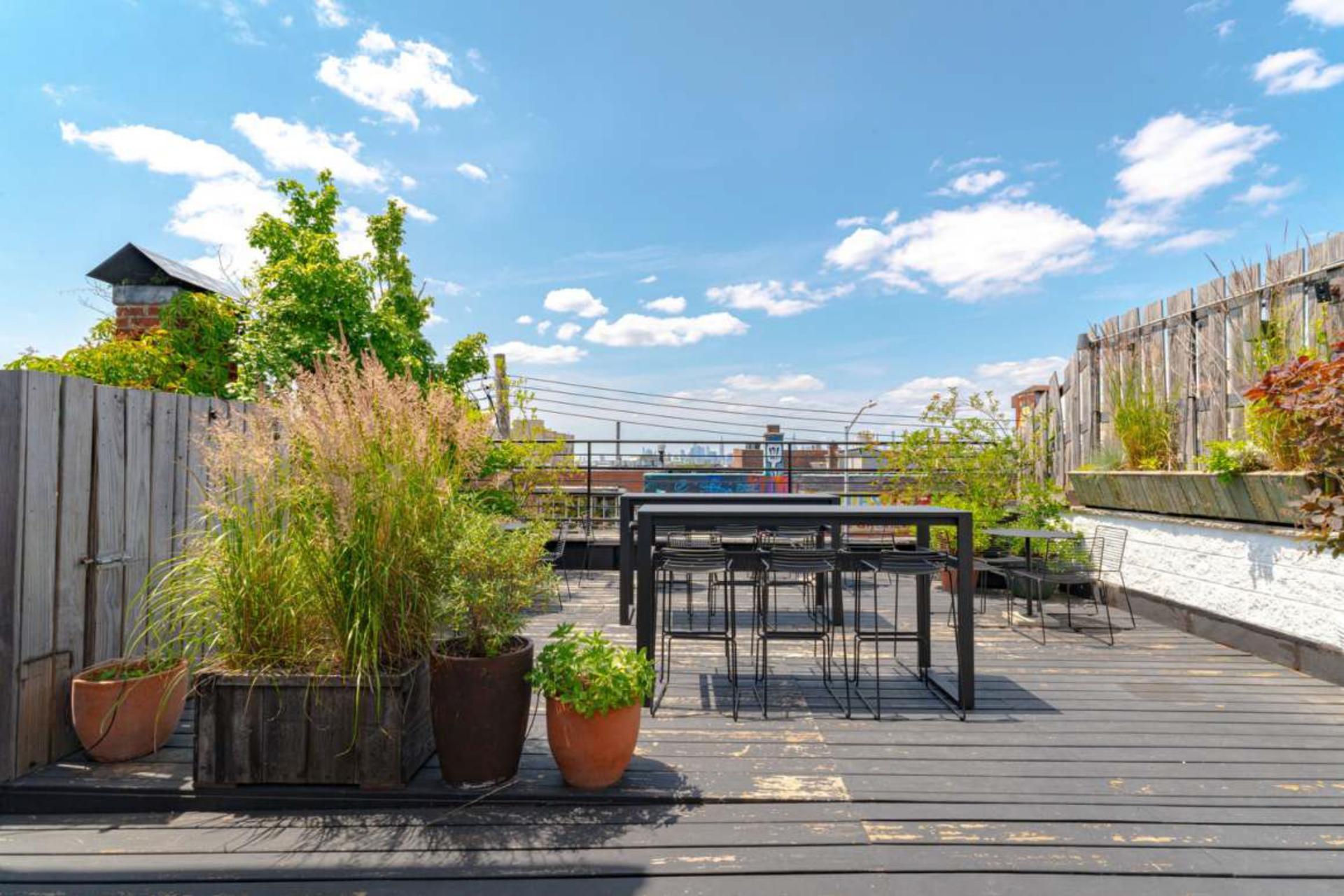 Side Deck