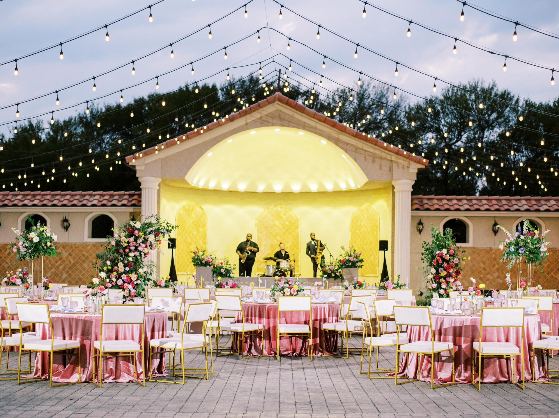 La Piazza D’Amore