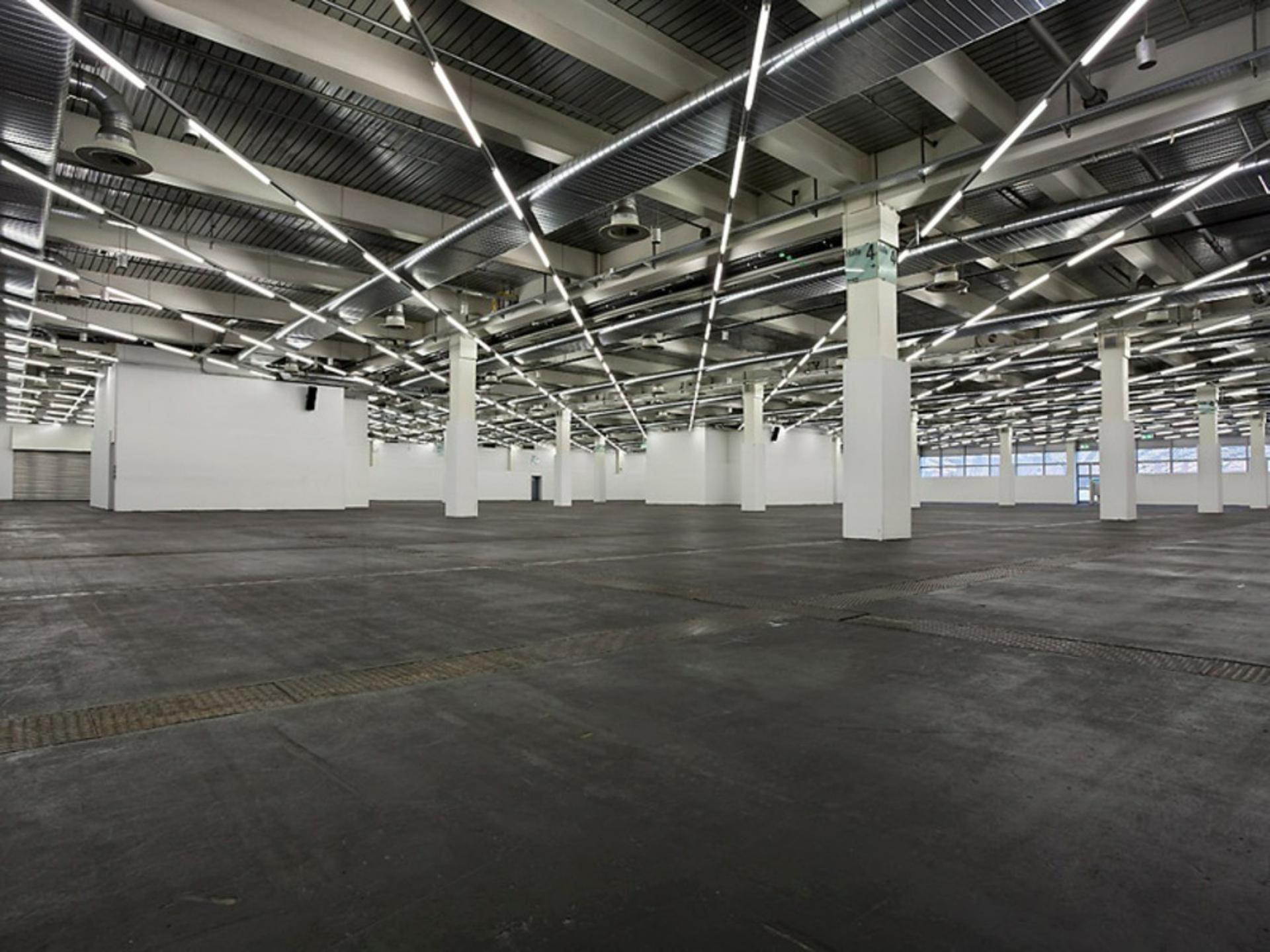 Hall 4