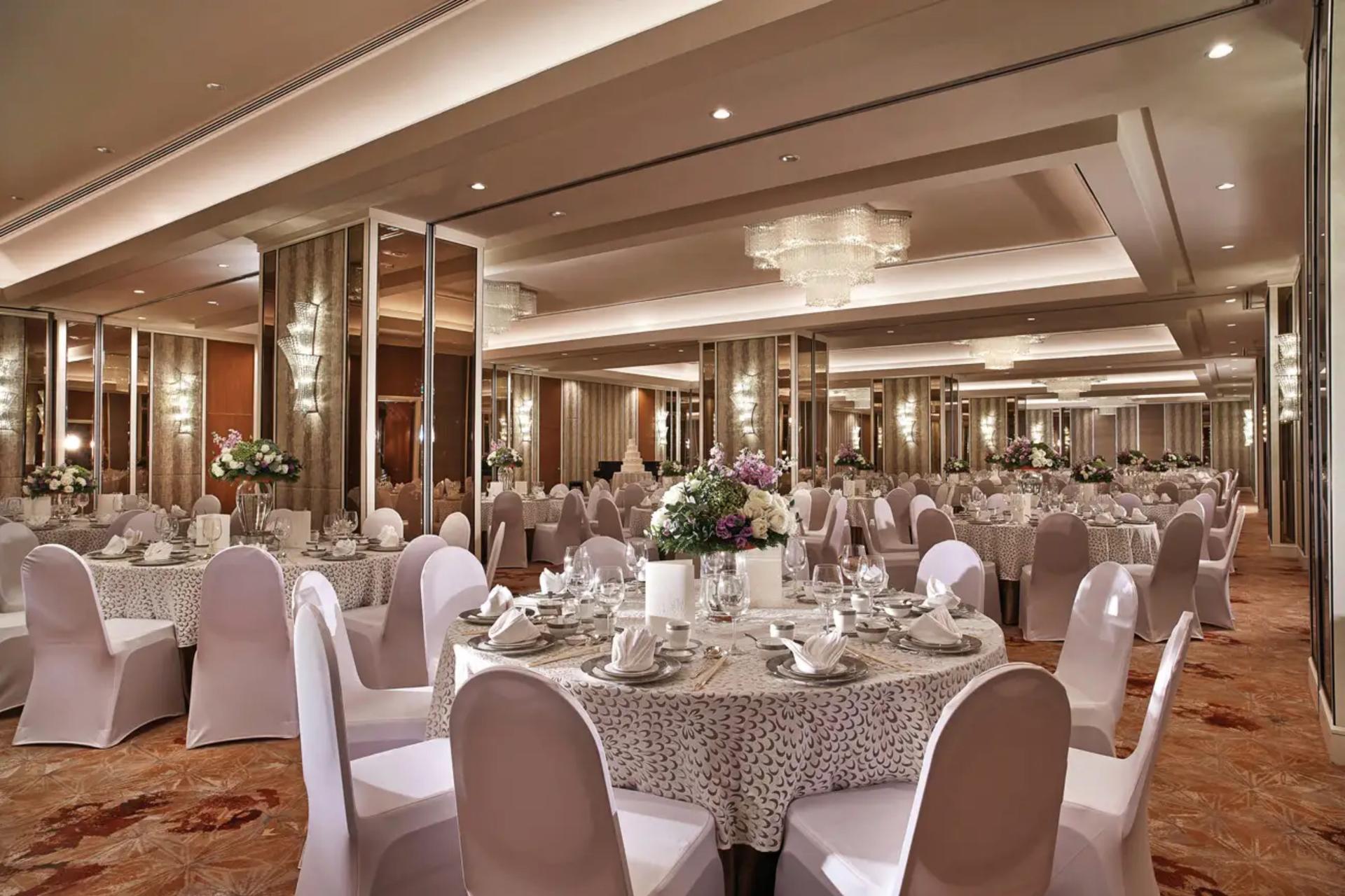 Junior Ballroom (Selangor Room + Melaka)