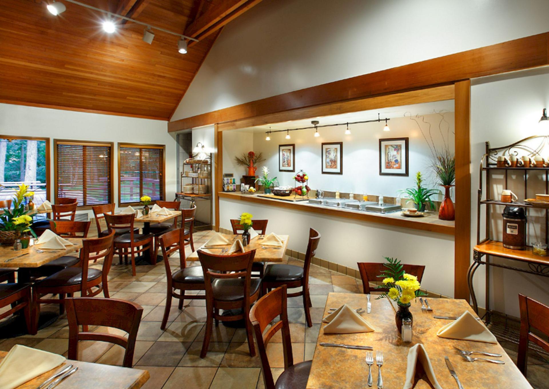 Gathering Dining Room