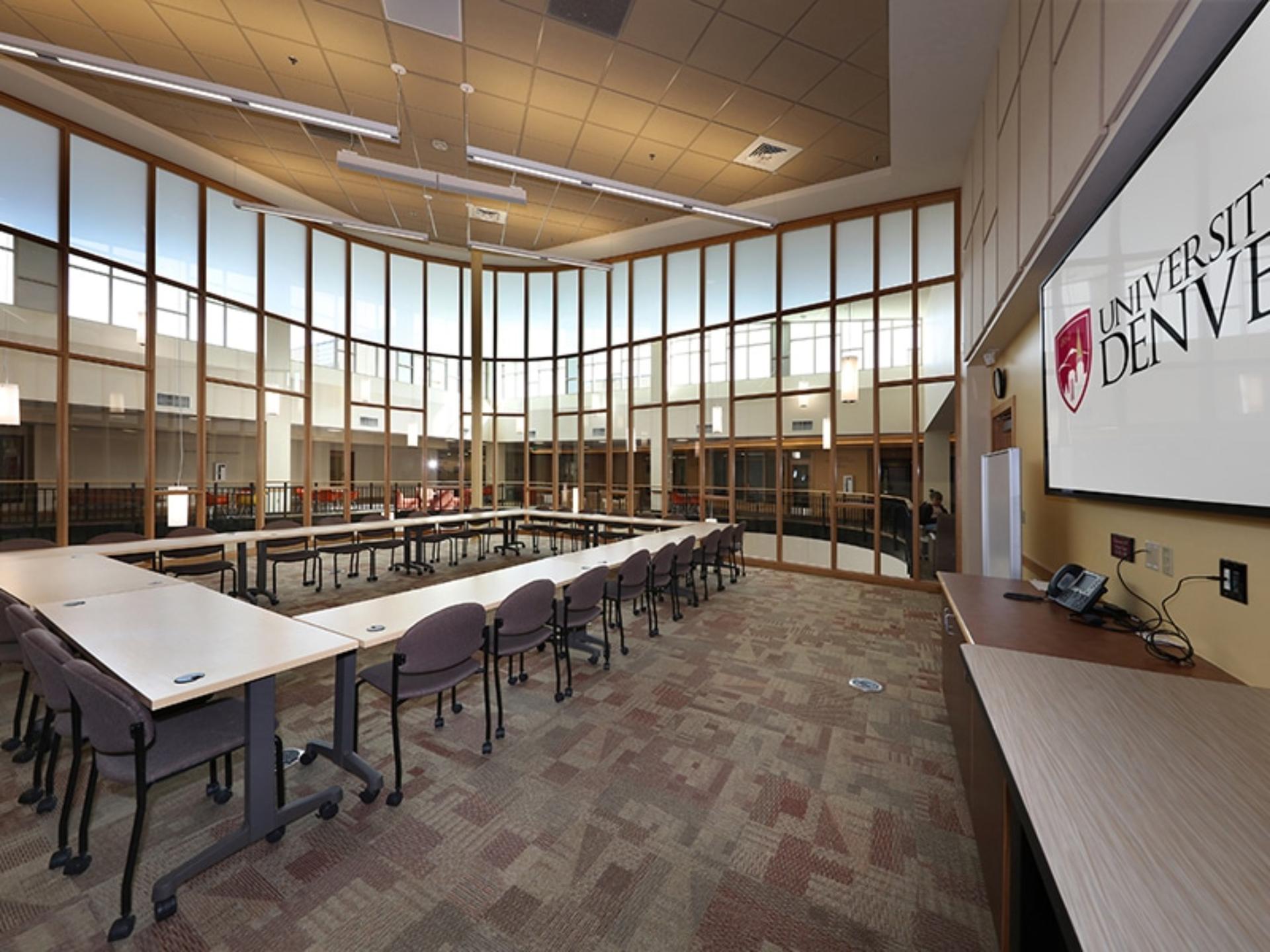 Anderson Academic Commons, Loft