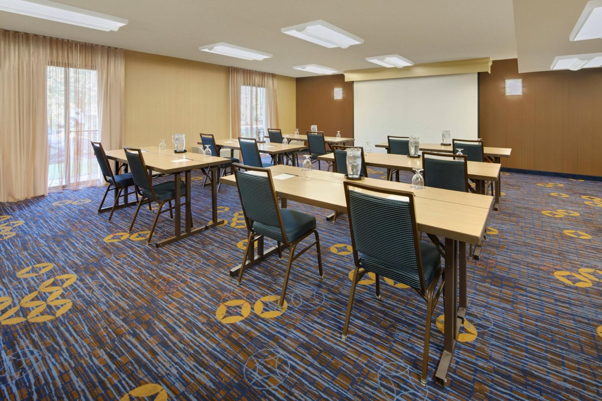 Meeting Room B	