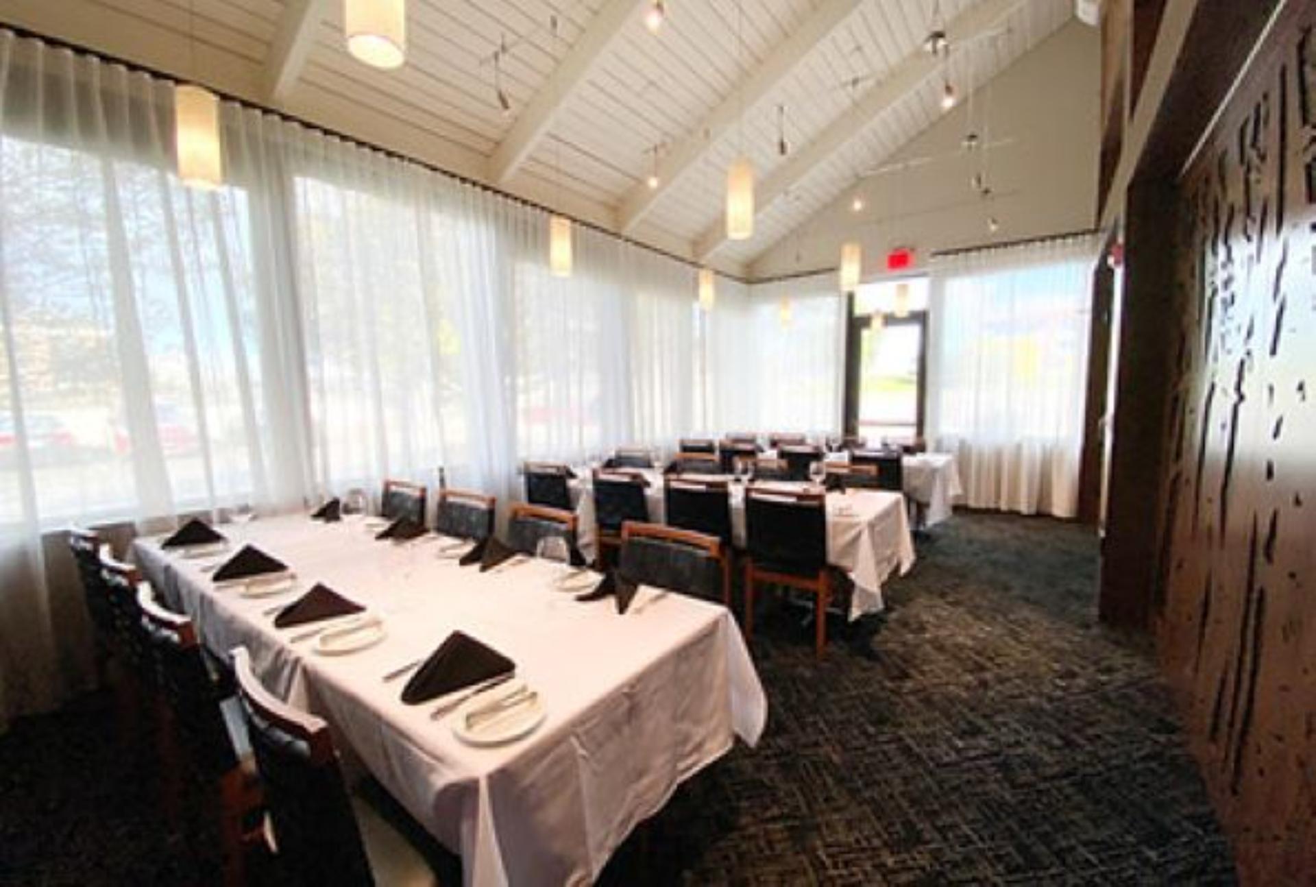 Lacador Room