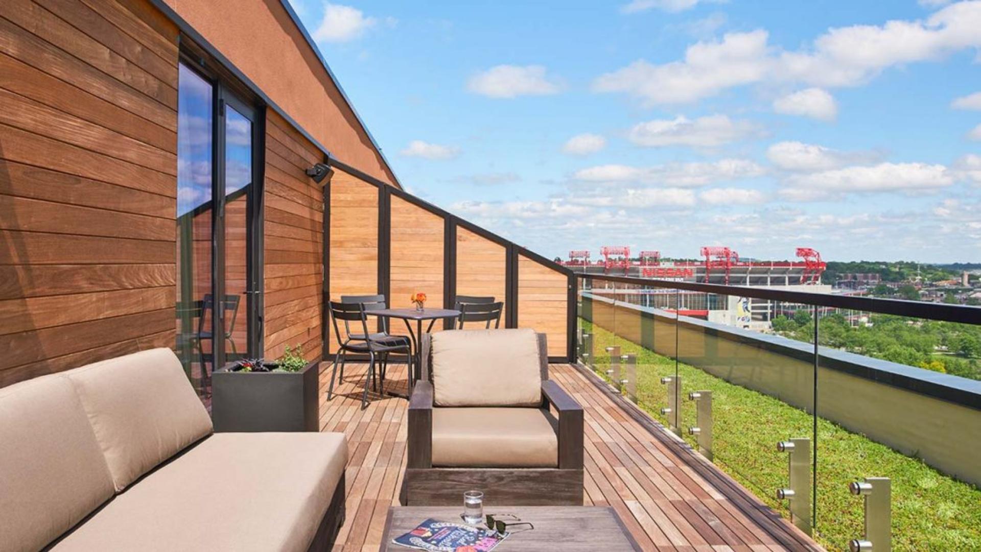 Suite + Terrace