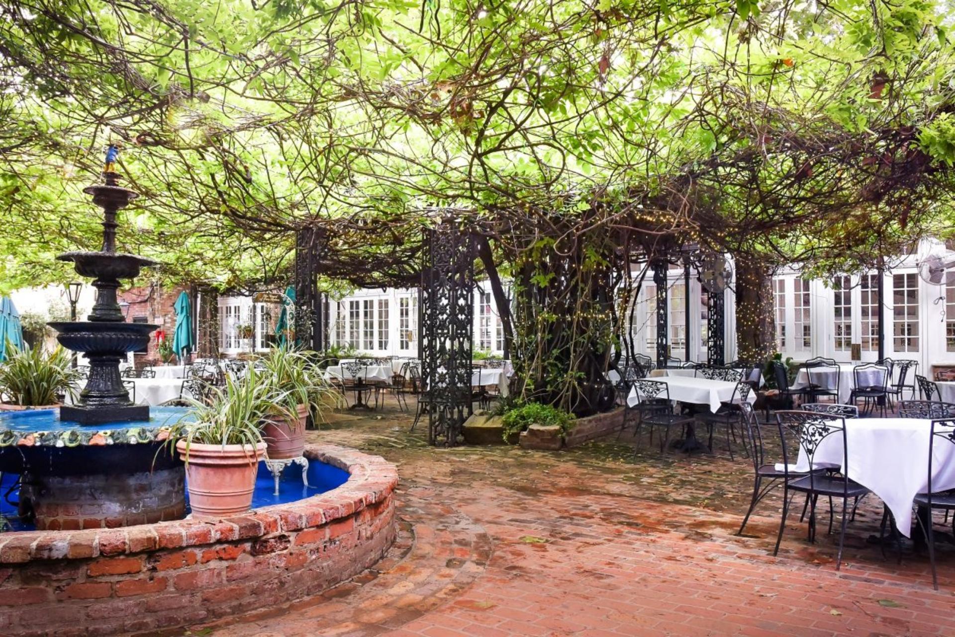 Outdoor Courtyard 