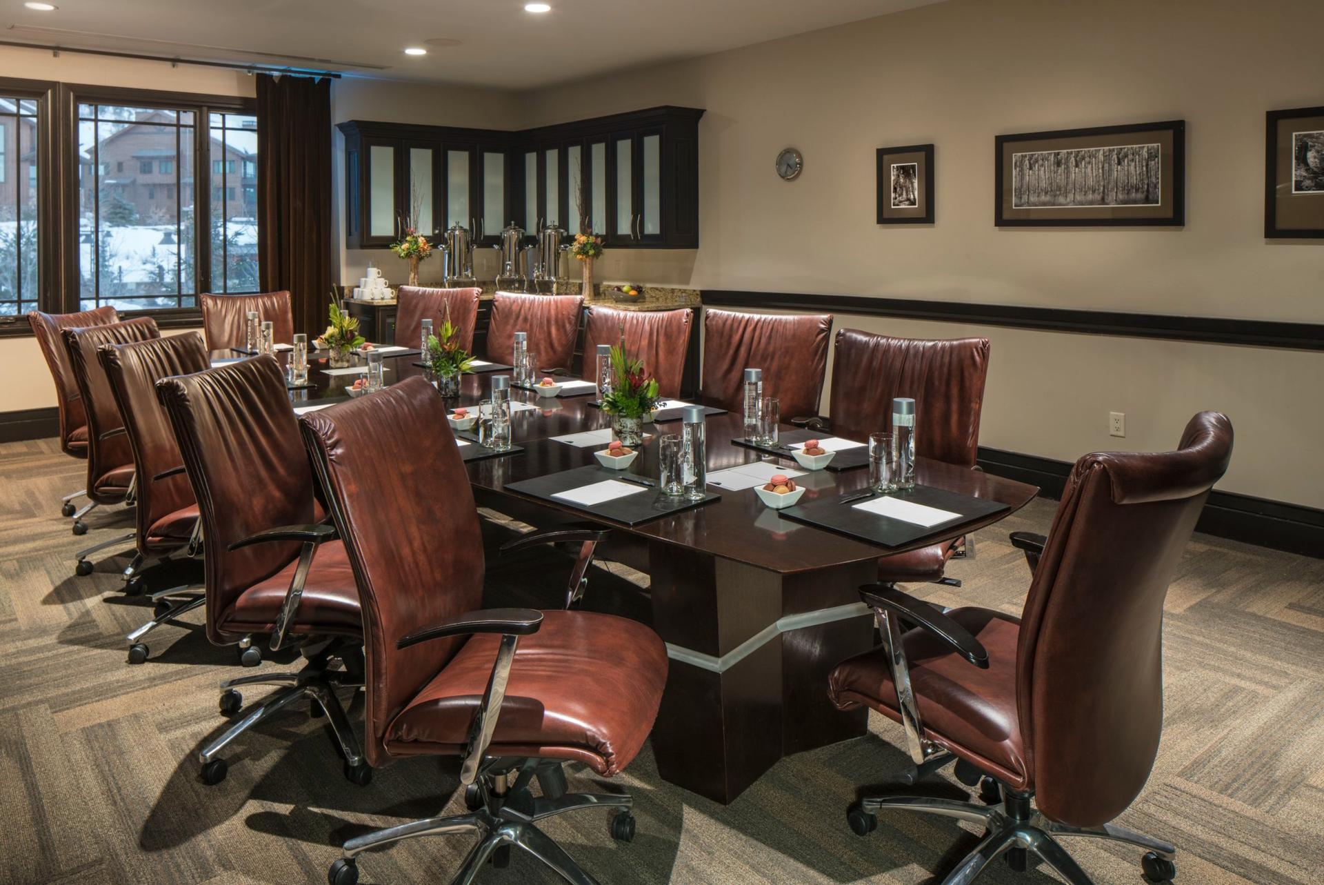 Thayne’s Boardroom	