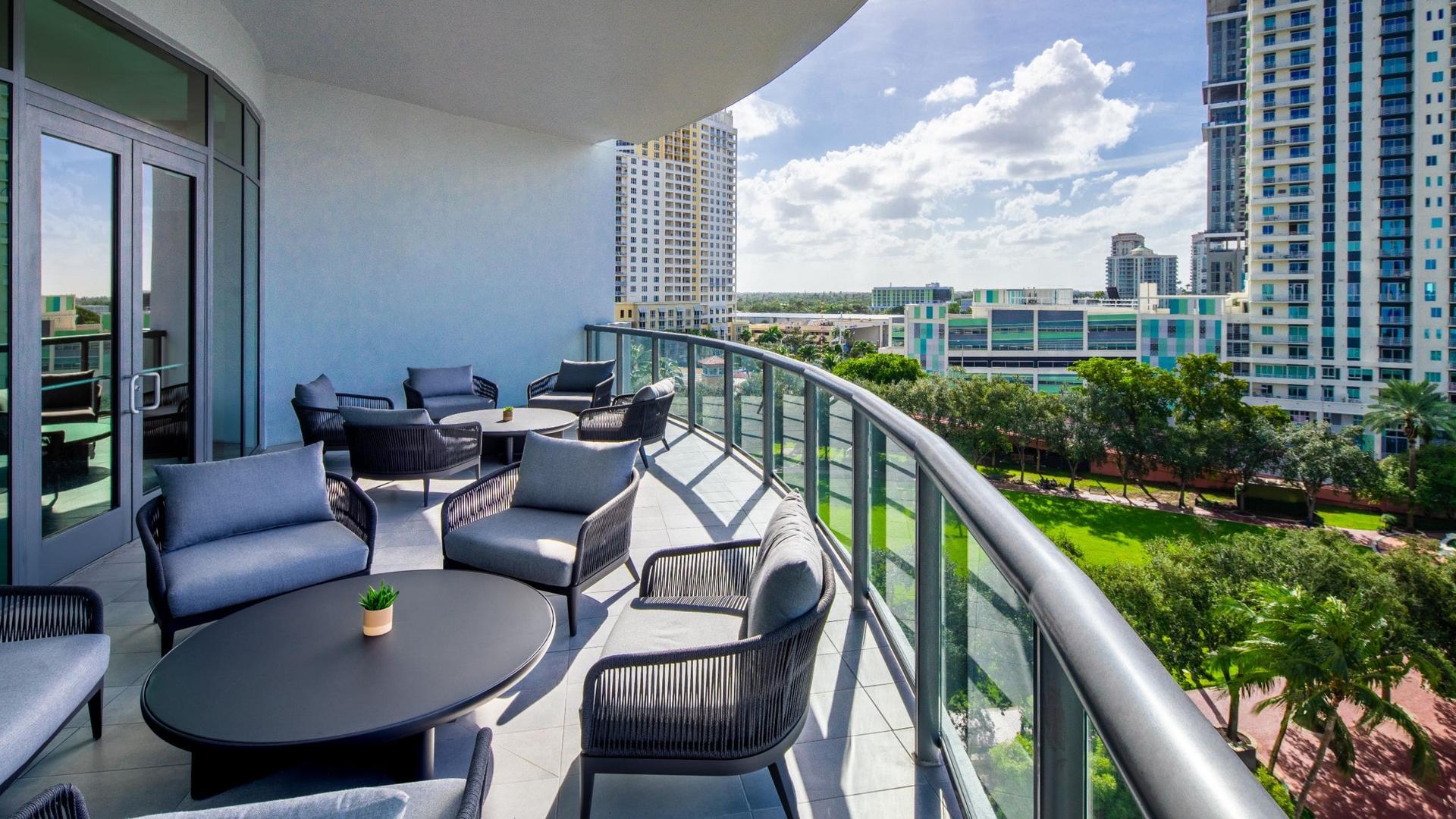 Las Olas Terrace