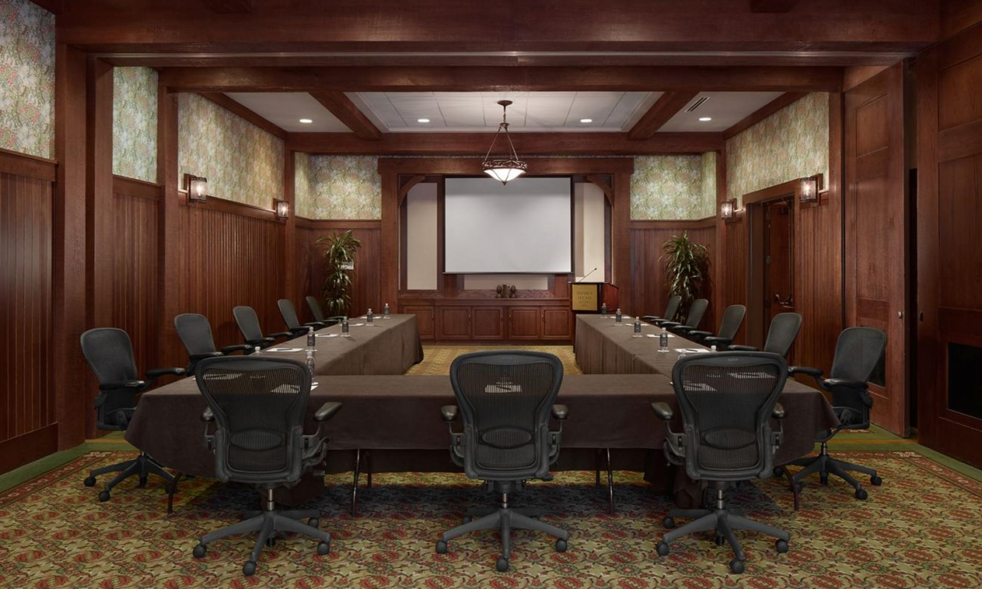 Executive Boardroom 