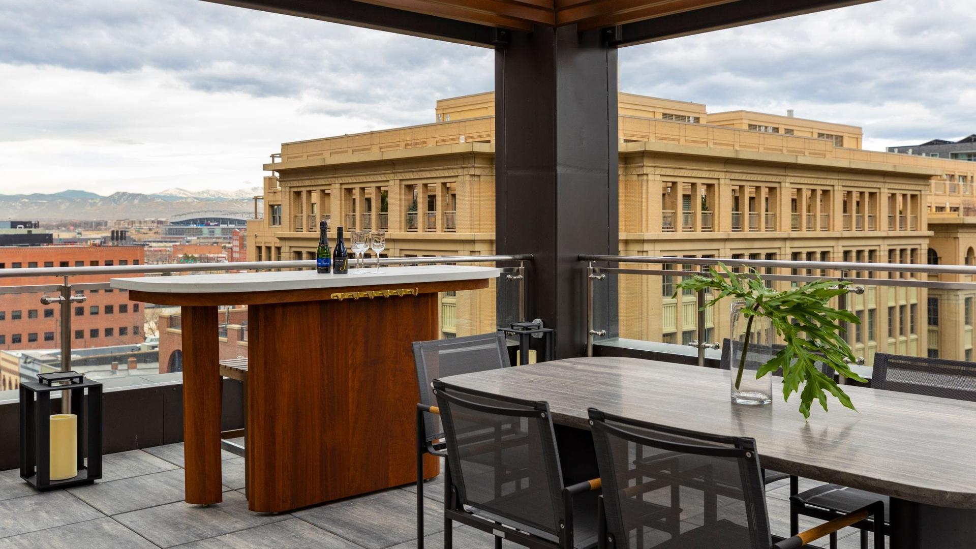 Thompson Suite