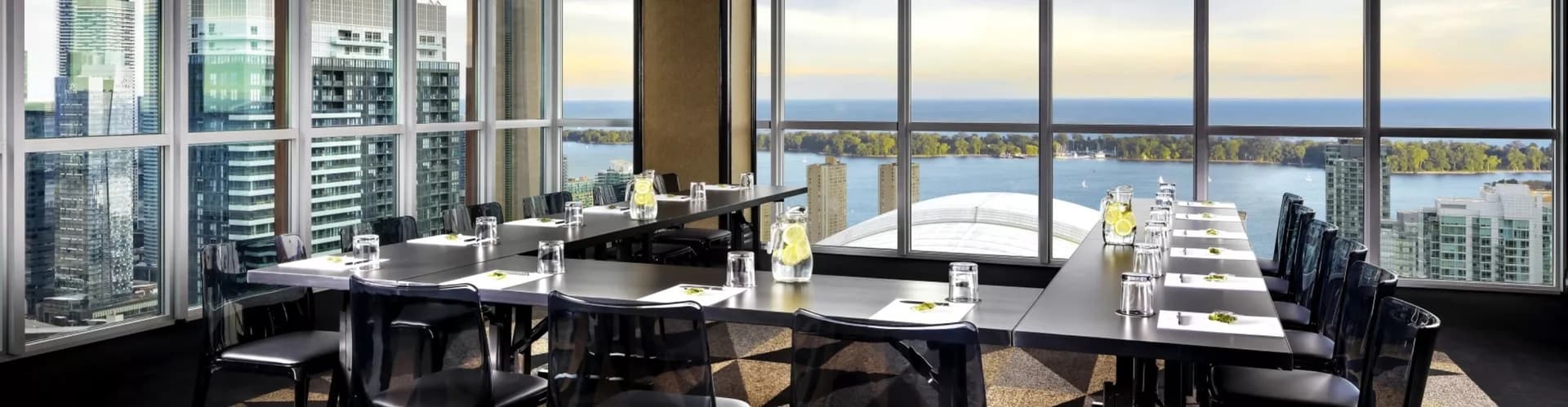 Sky Suite City + Uptown