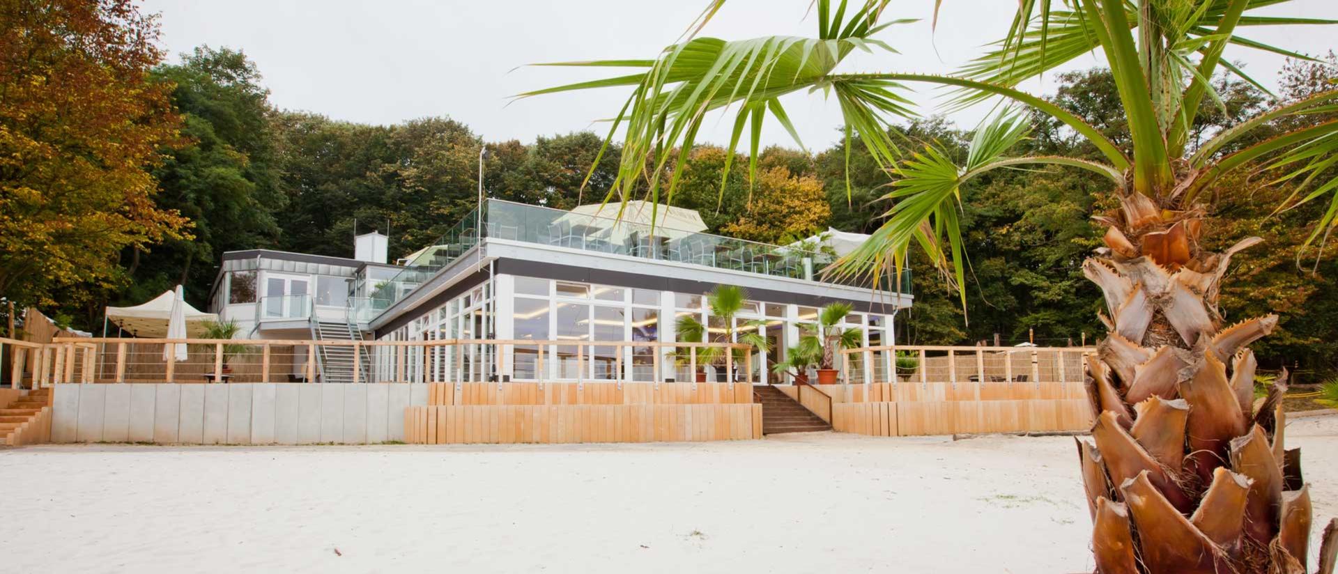 The Beachside Deck