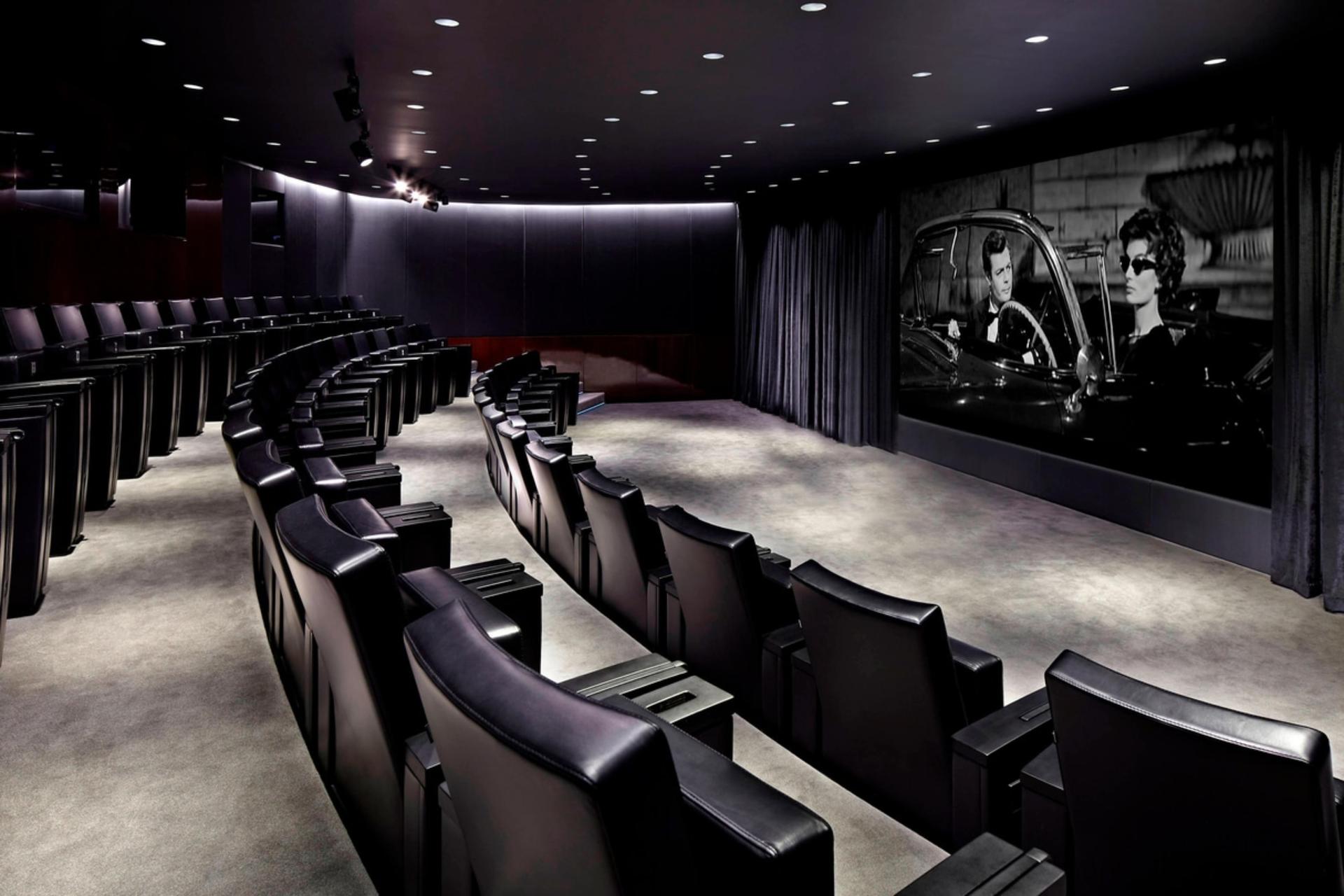 Private Cinema
