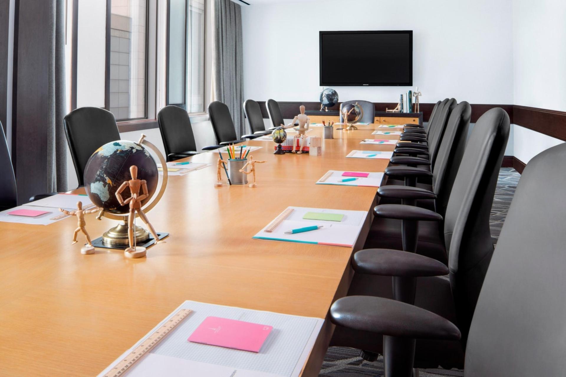 Opus Boardroom