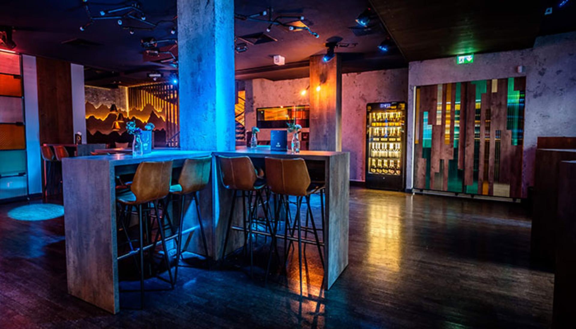 Alm Lounge - Ground Floor