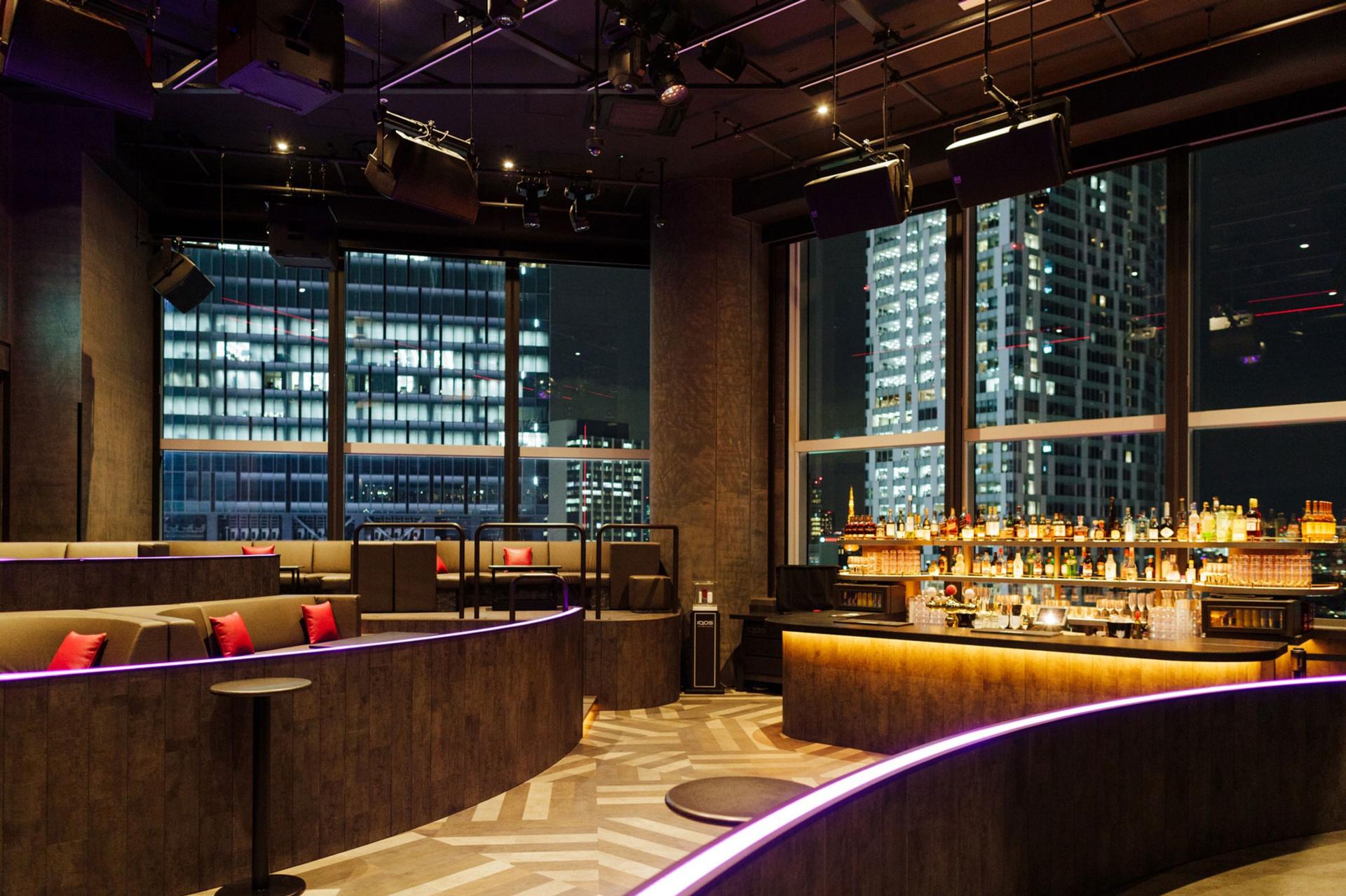CÉ LA VI Club Lounge