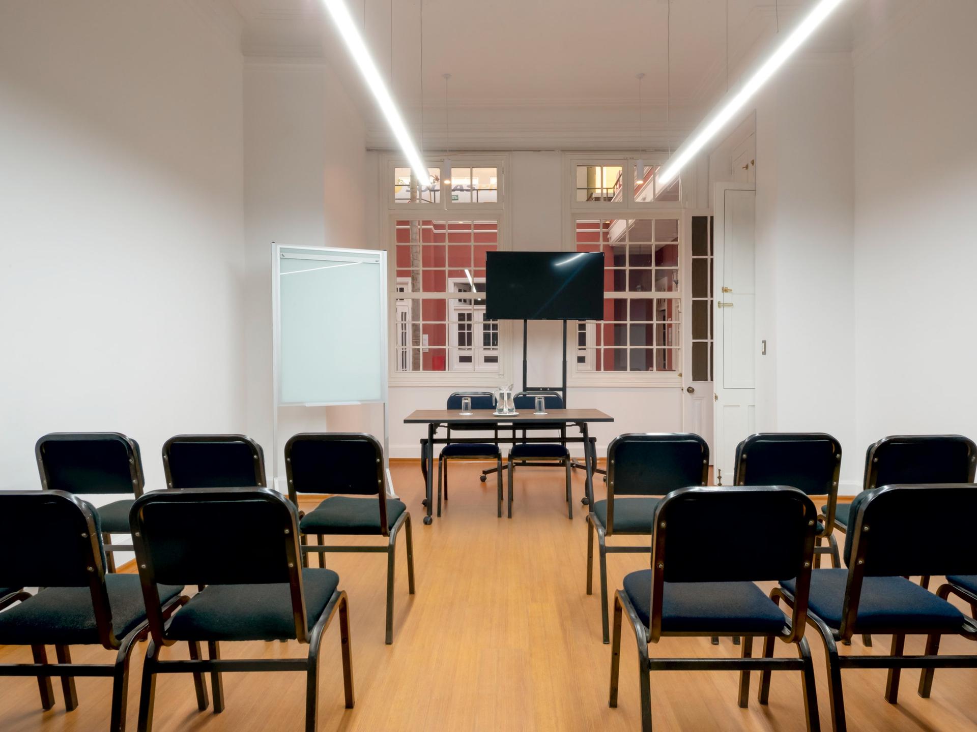 SALA DE REUNIOES 1