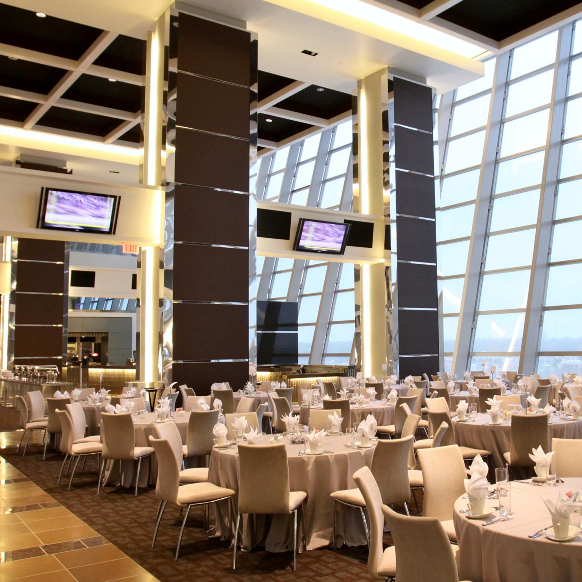 Silver Level Lounges