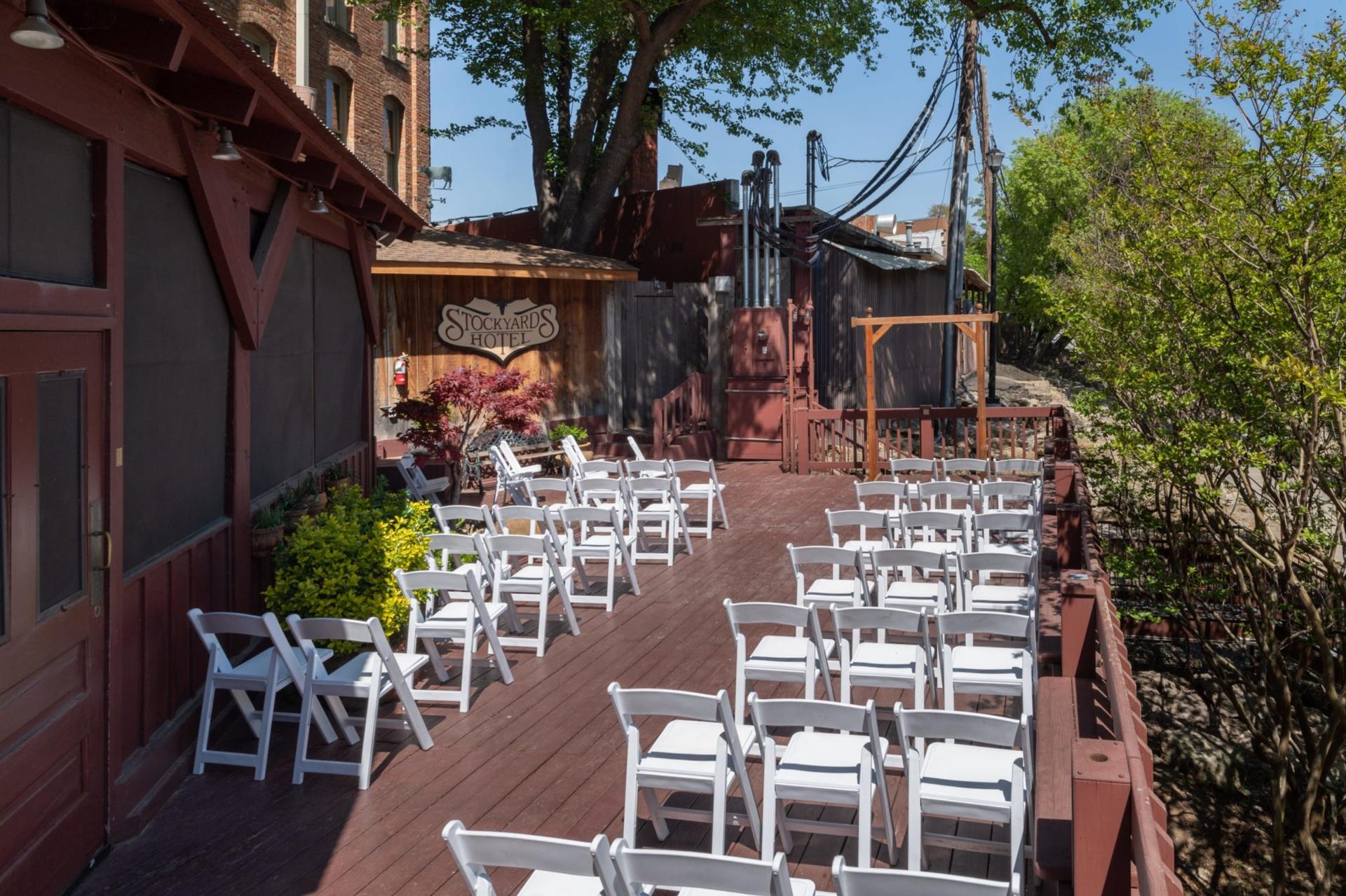 Marine Creek Terrace - Outdoor Patio